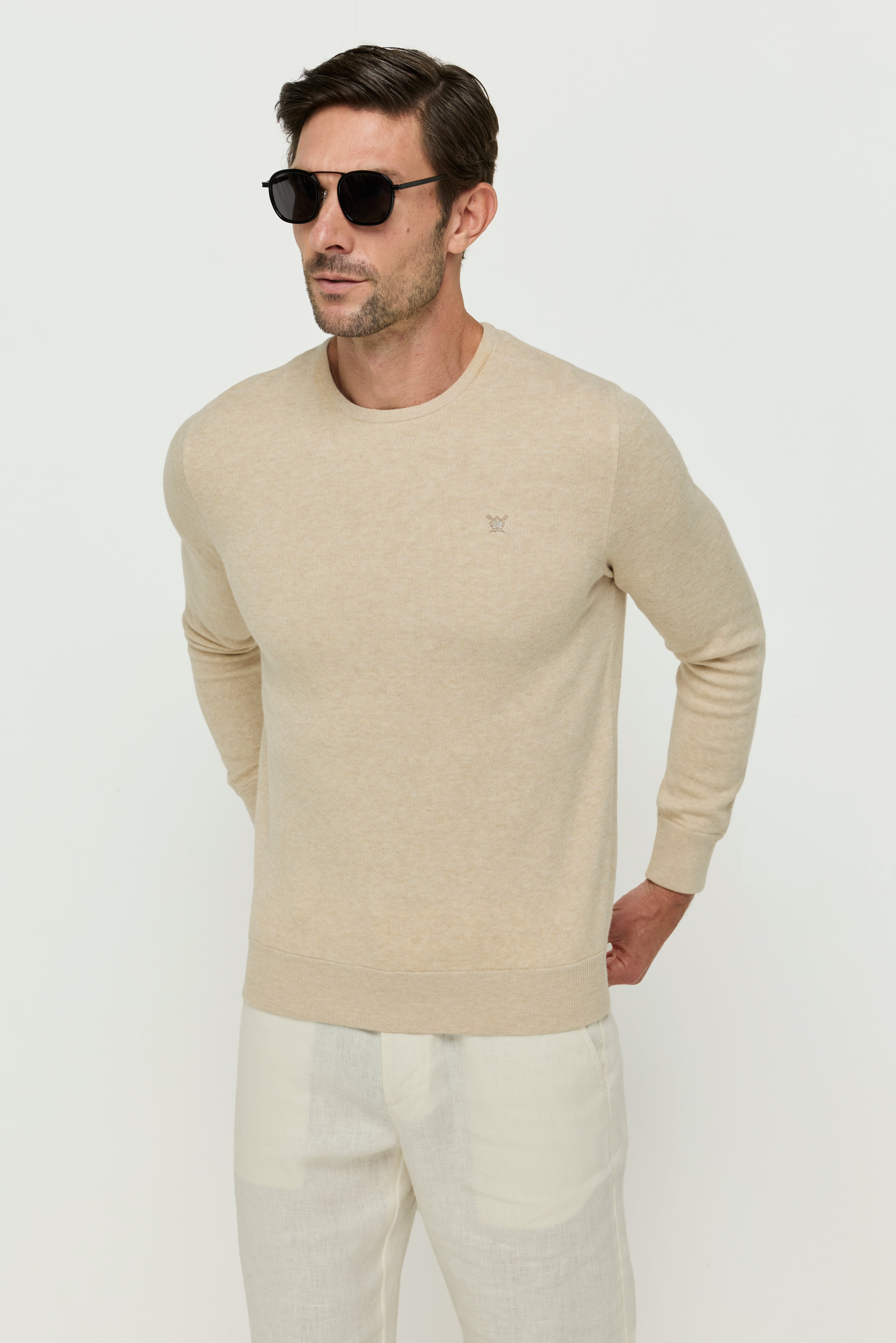 CREWNECK KNIT SWEATER