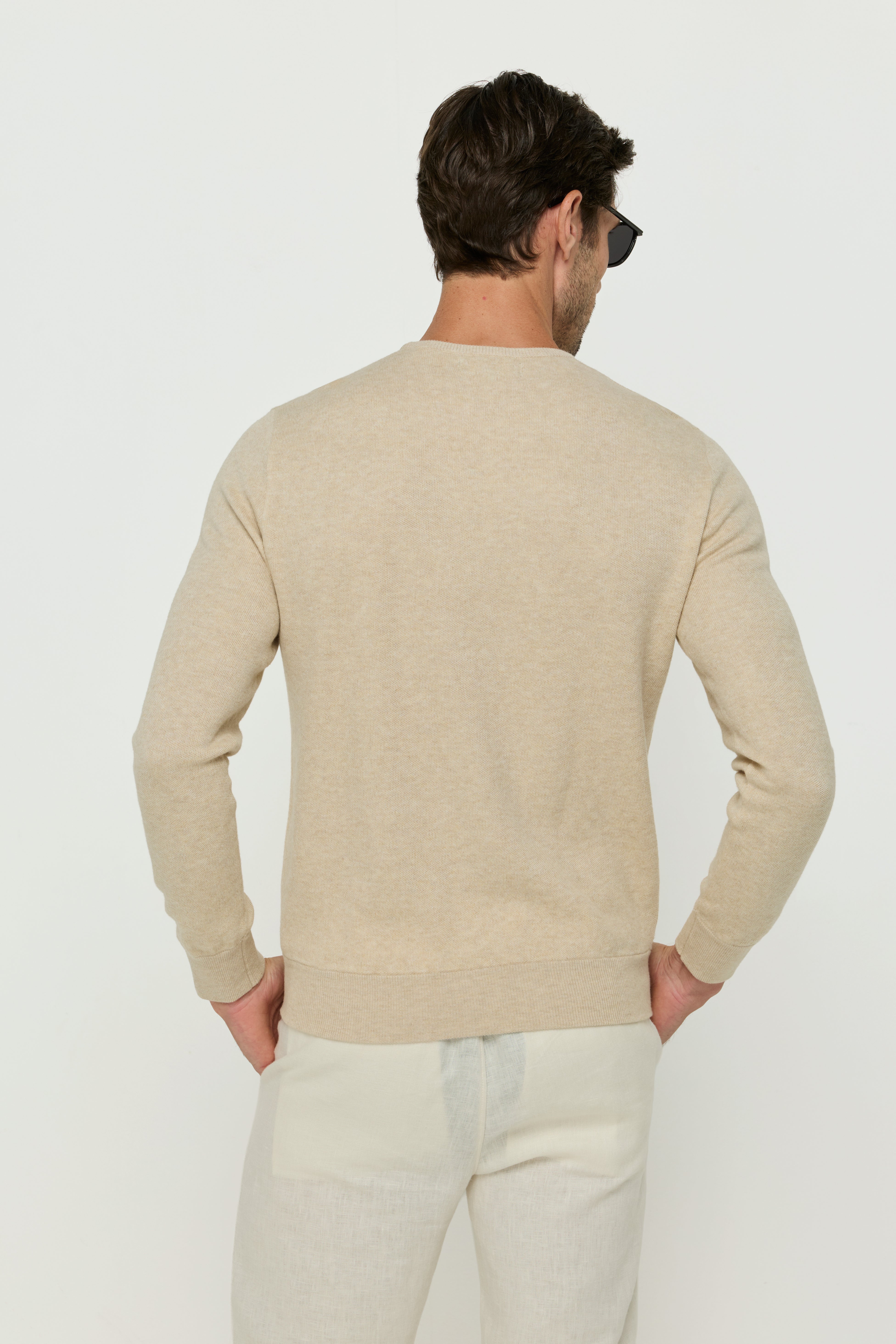 CREWNECK KNIT SWEATER