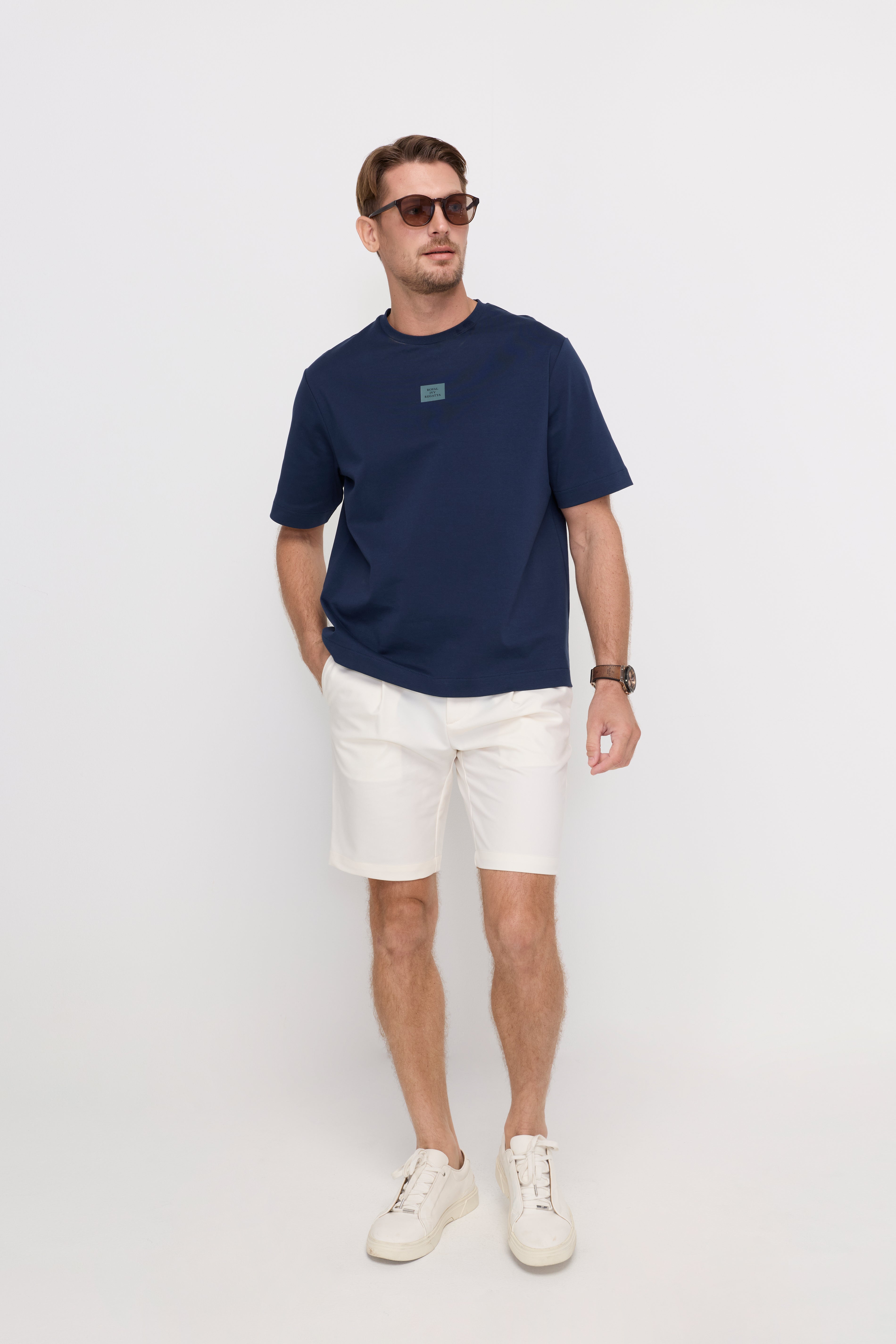 MINIMAL LOGO PATCH CREWNECK T-SHIRT