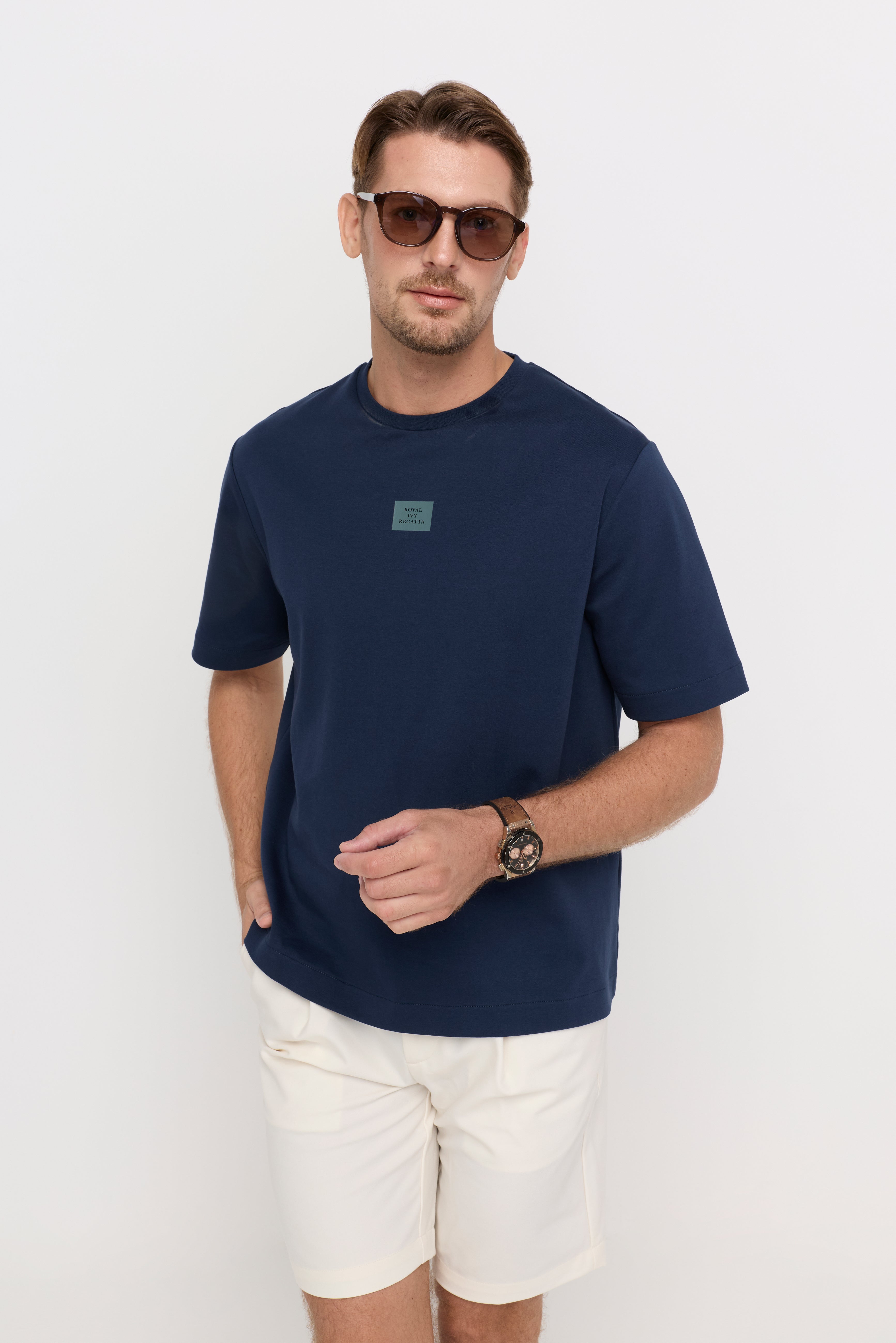 MINIMAL LOGO PATCH CREWNECK T-SHIRT