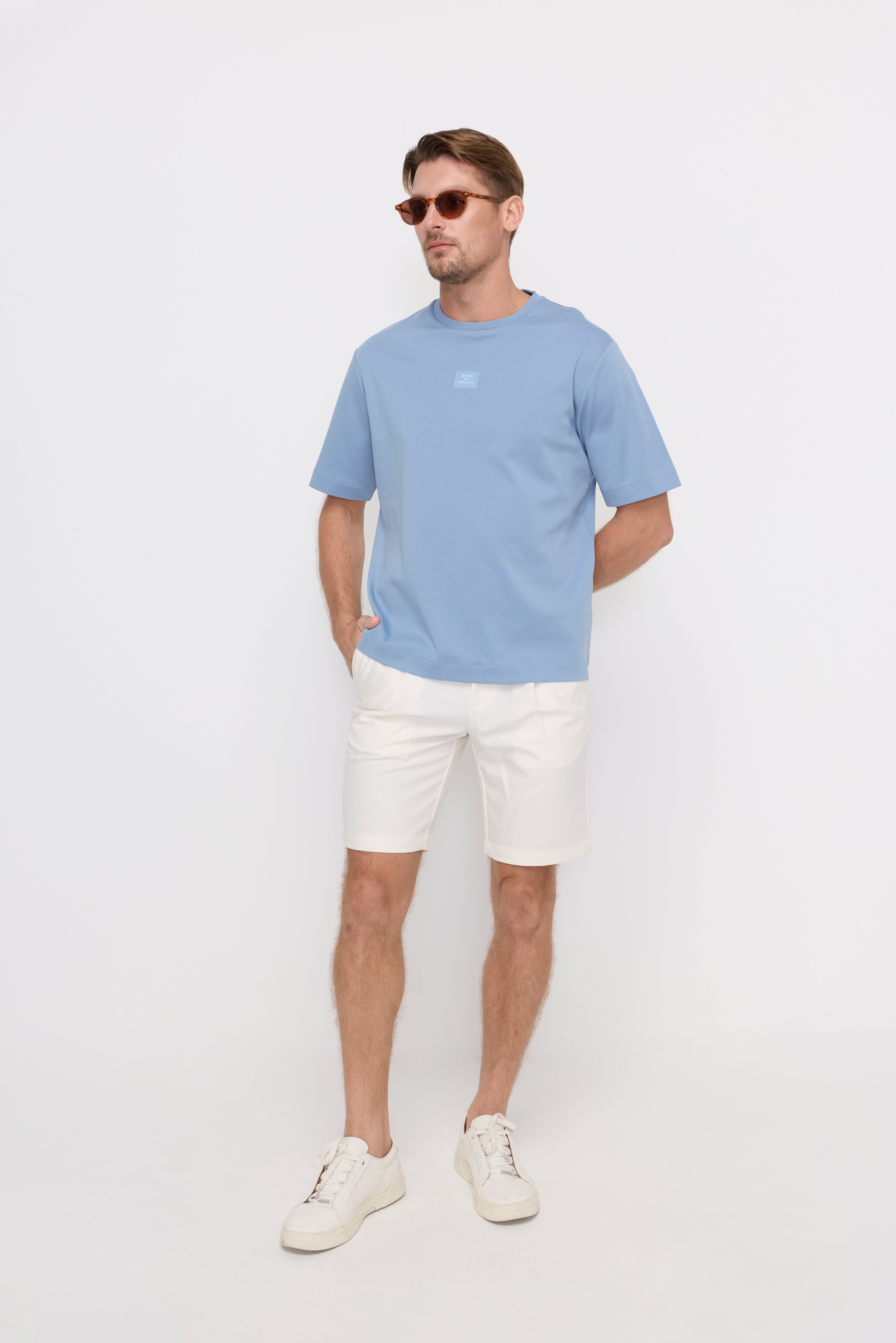 MINIMAL LOGO PATCH CREWNECK T-SHIRT