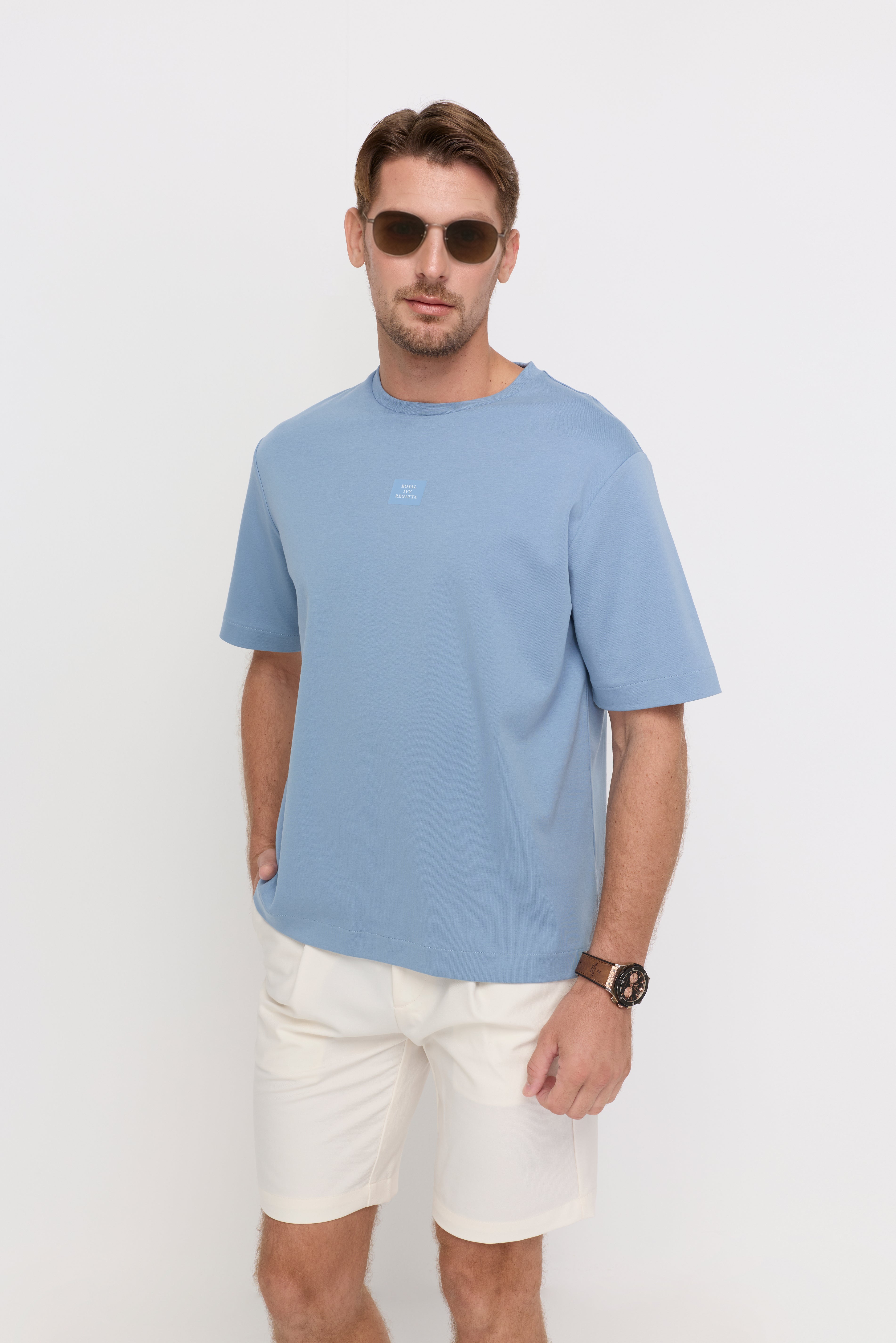 MINIMAL LOGO PATCH CREWNECK T-SHIRT