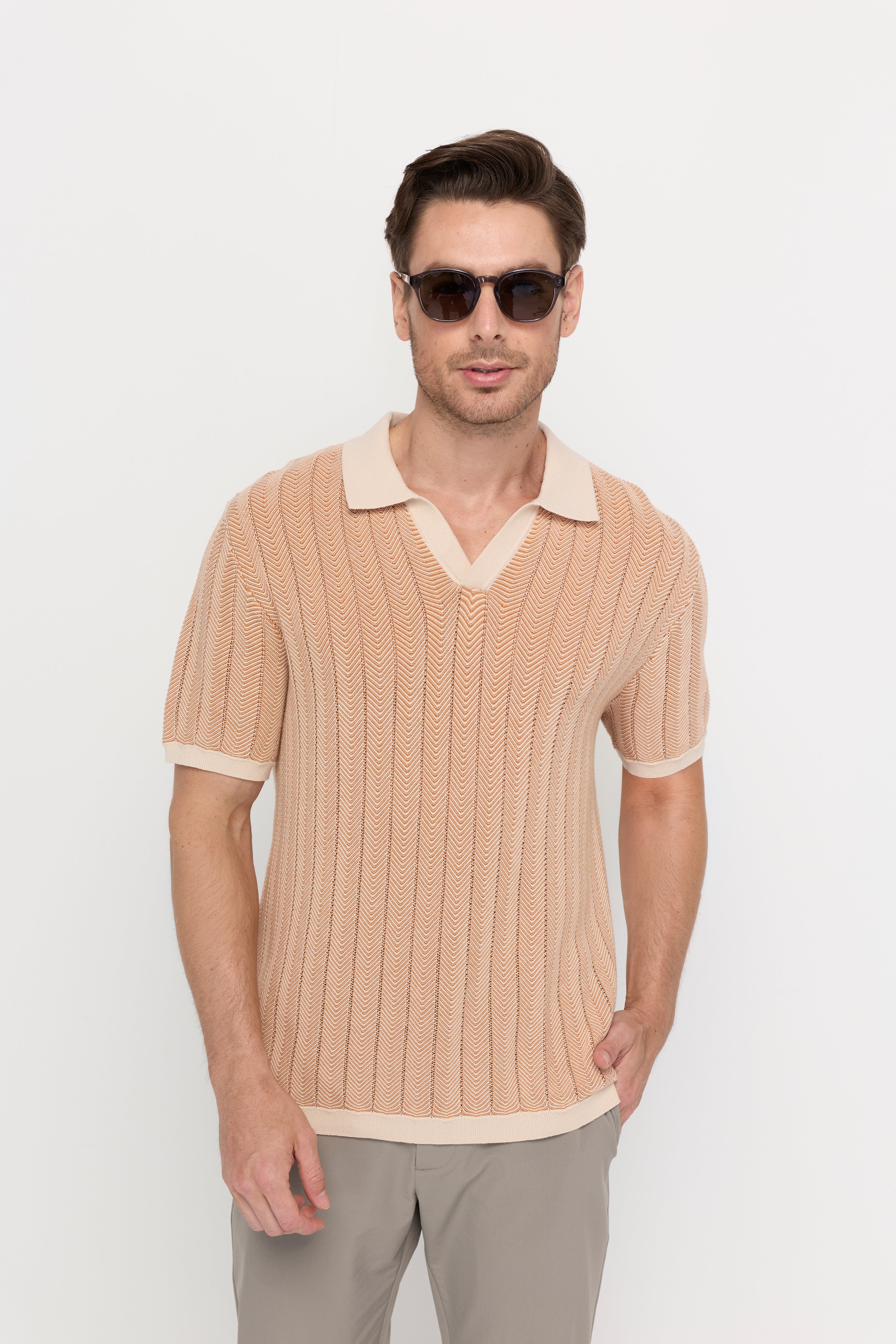 CHEVRON TEXTURE KNIT POLO