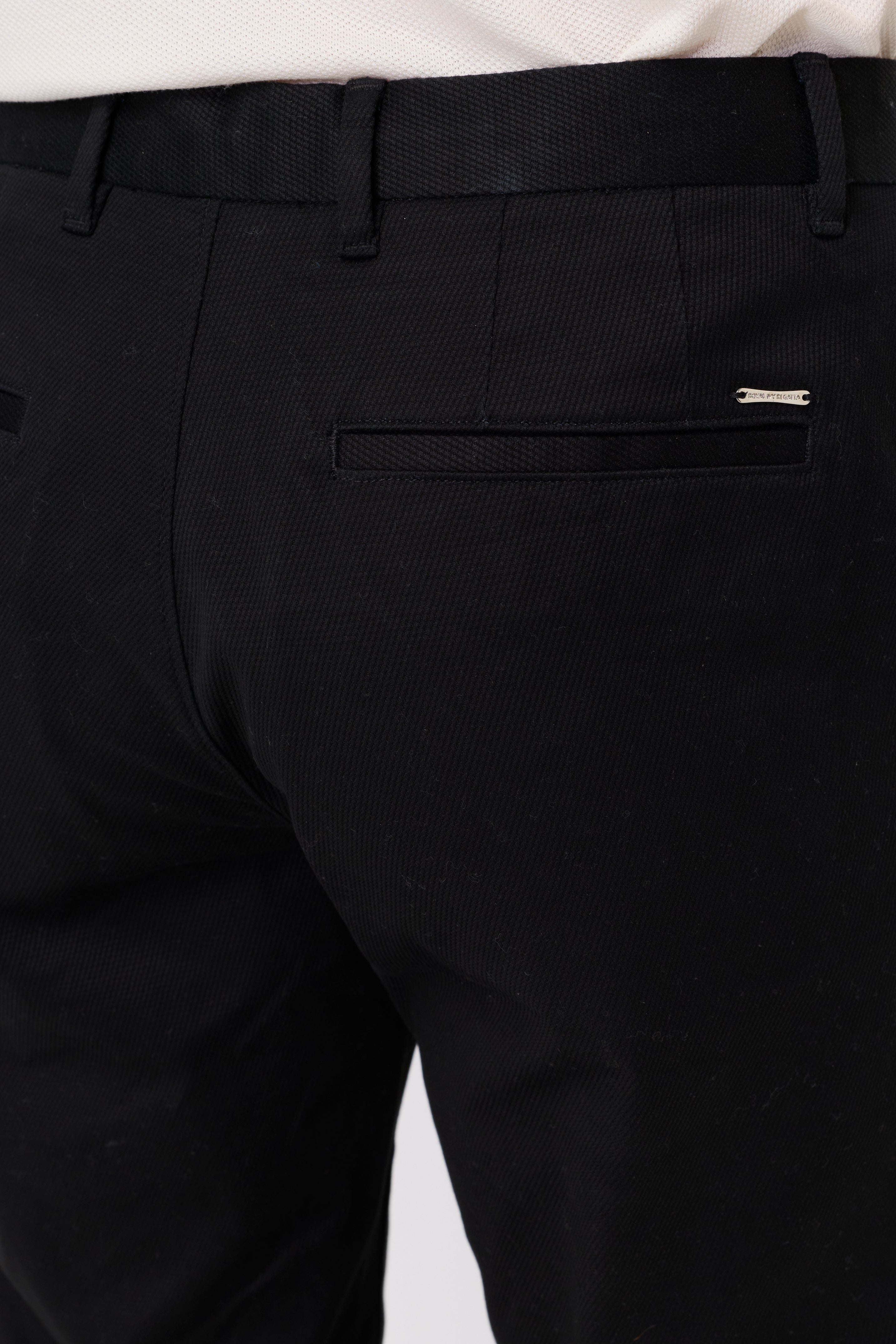 CLASSIC TAILORED STRAIGHT-LEG TROUSERS