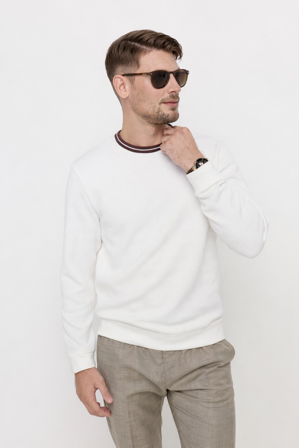TEXTURED CONTRAST COLLAR SWEATSHIRTS