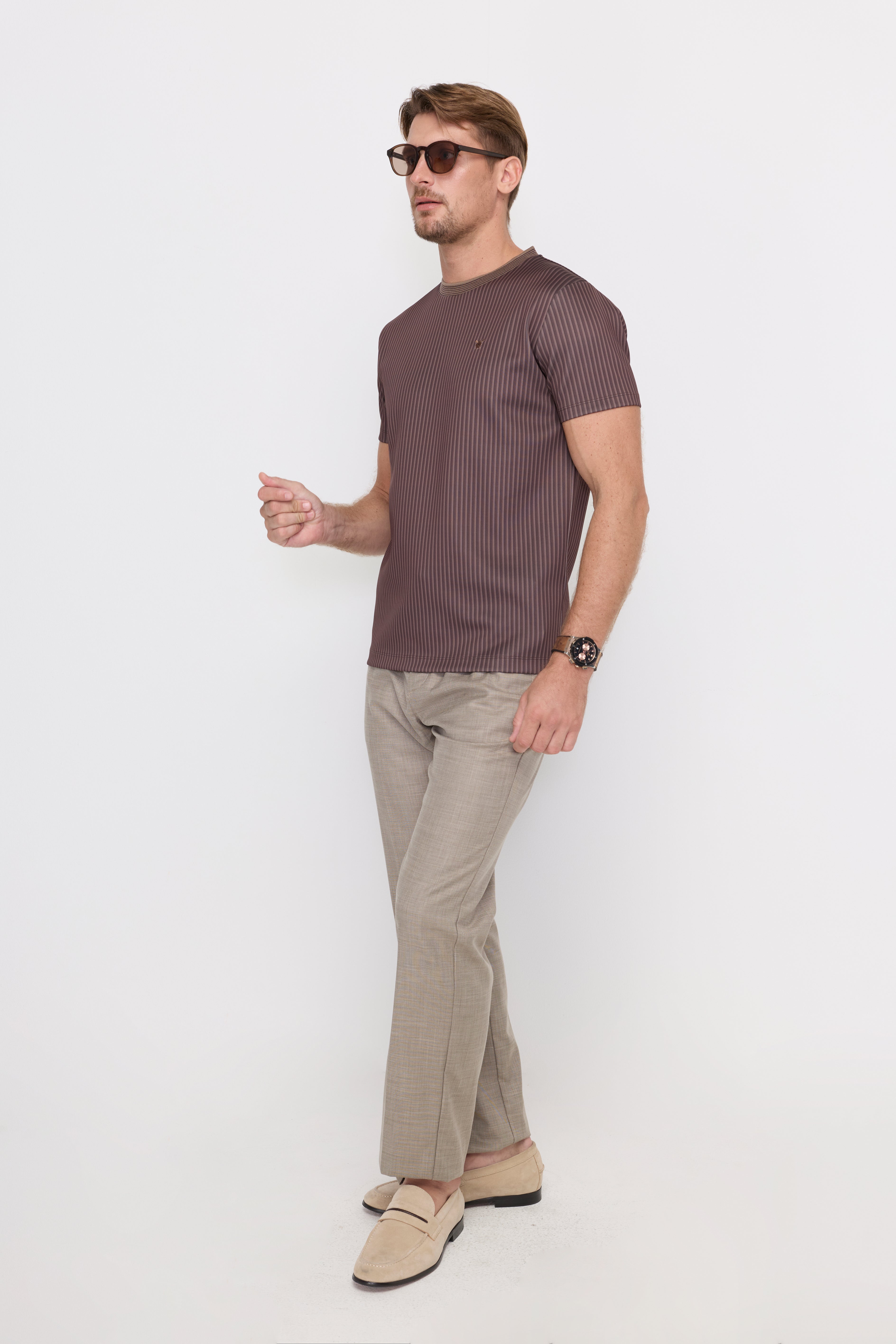 FINE STRIPE TEXTURED T-SHIRT