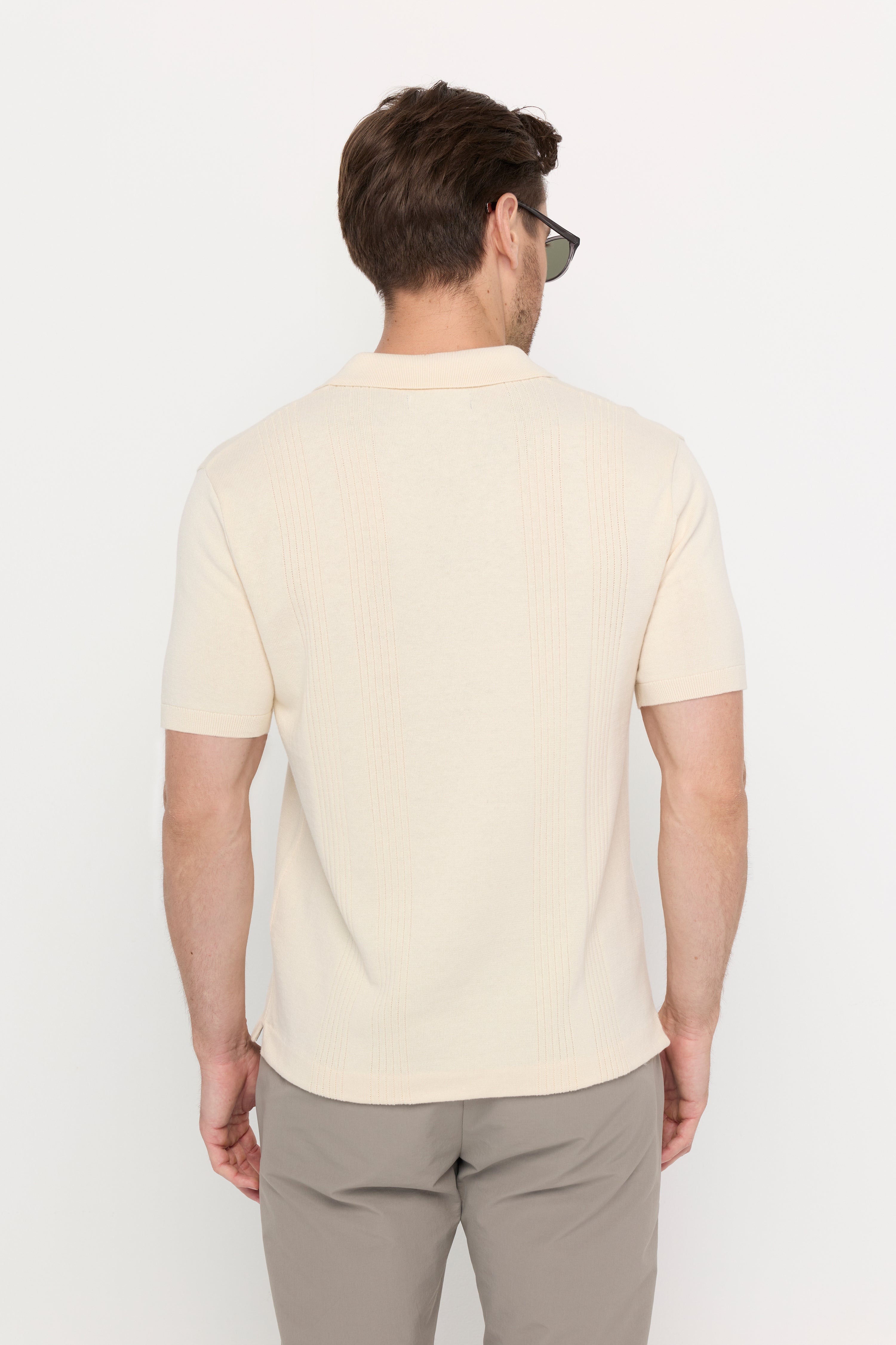 IVORY LINE KNIT POLO