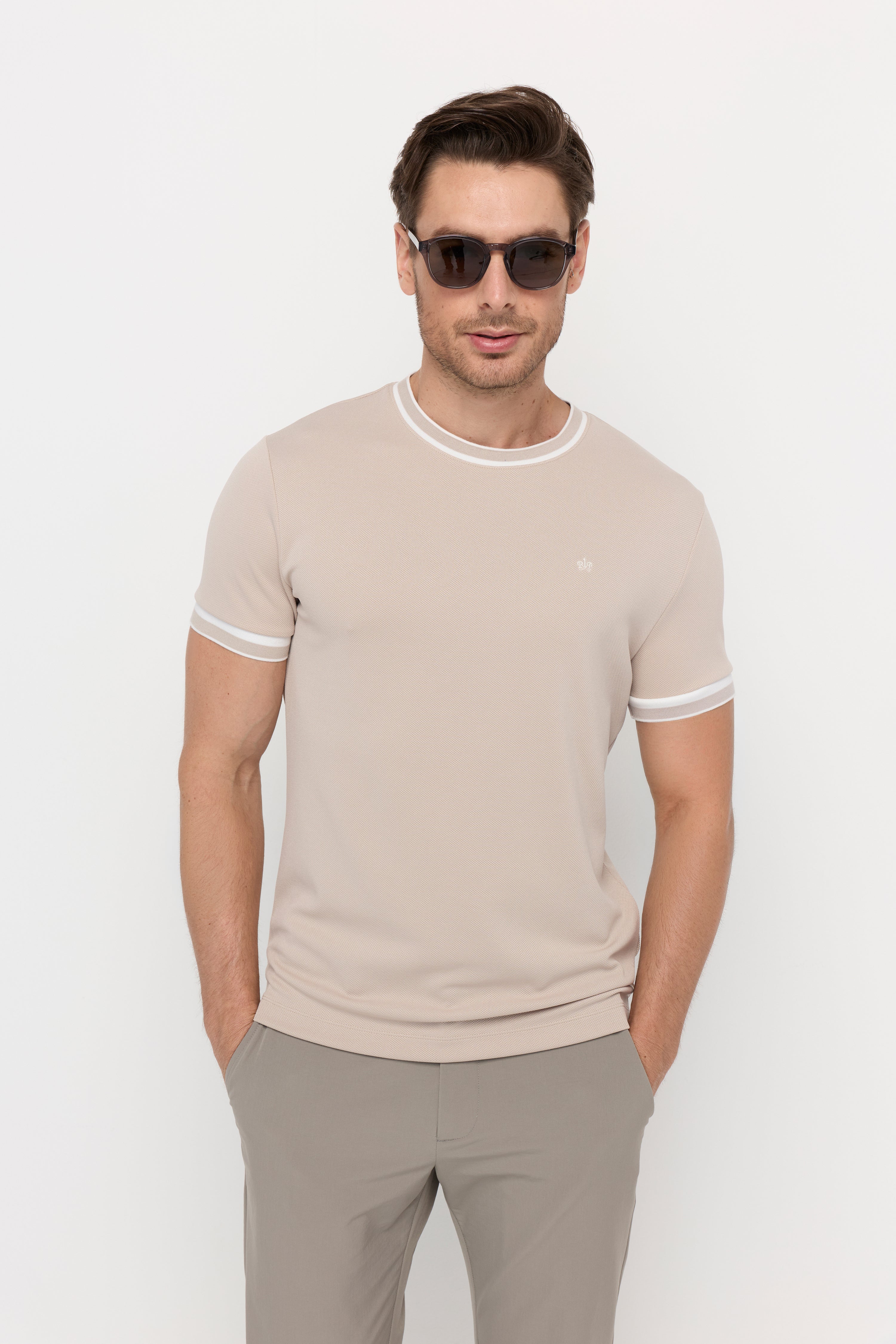MINIMAL LUXE TEXTURED TEE