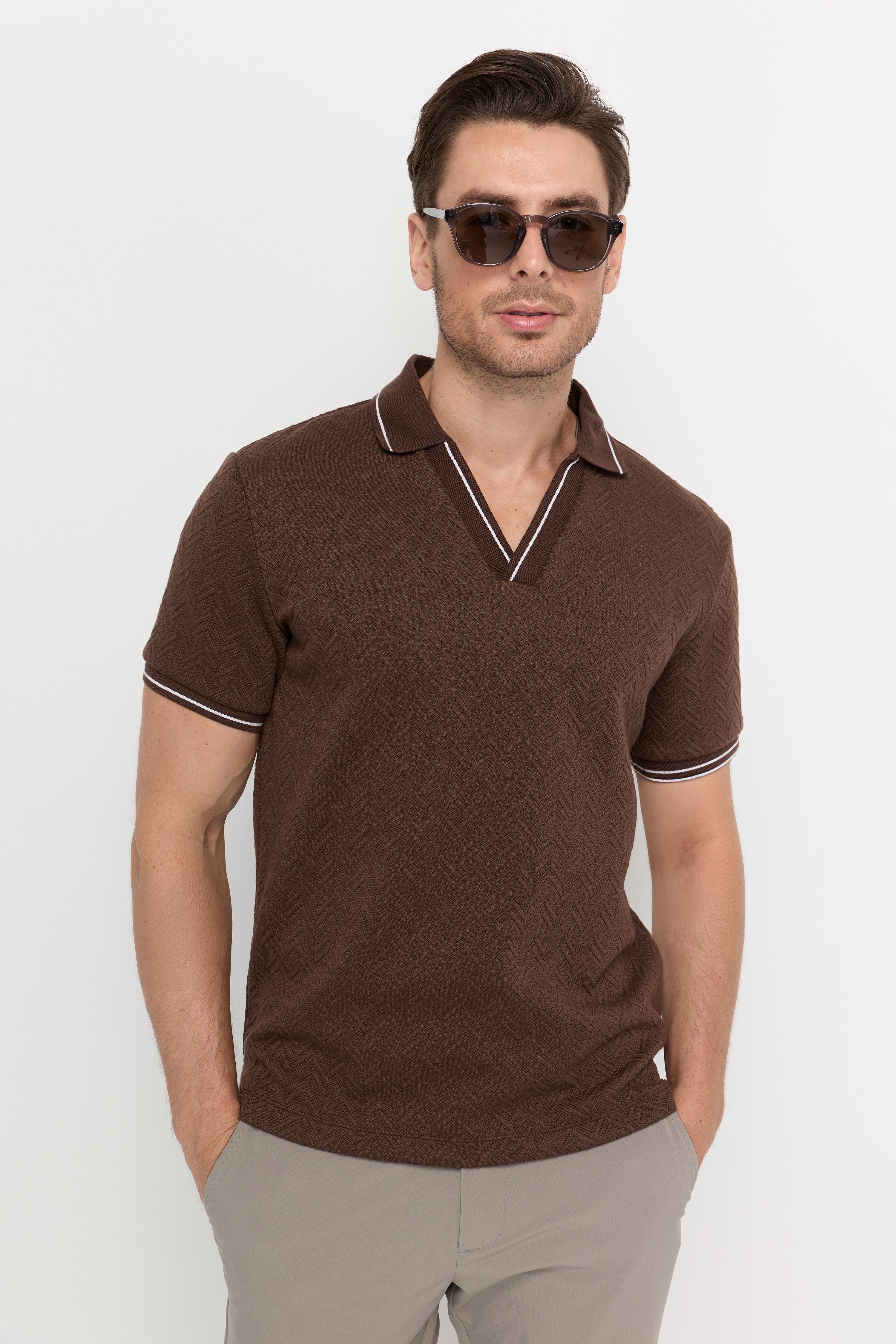 JACQUARD TEXTURE OPEN-COLLAR POLO