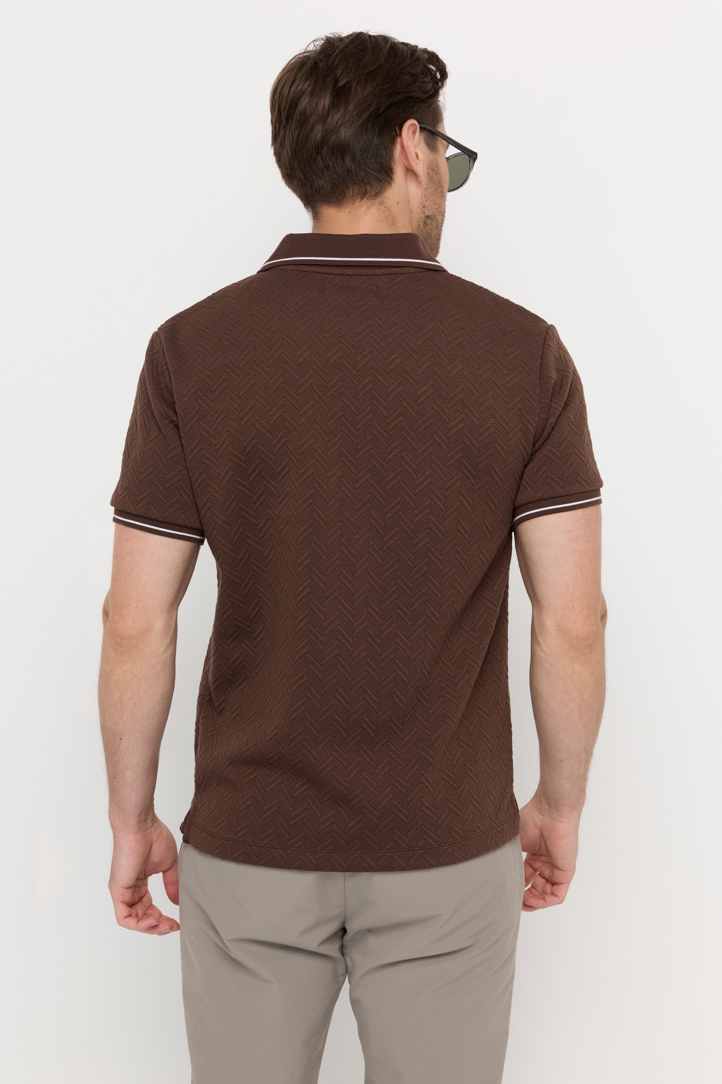 JACQUARD TEXTURE OPEN-COLLAR POLO