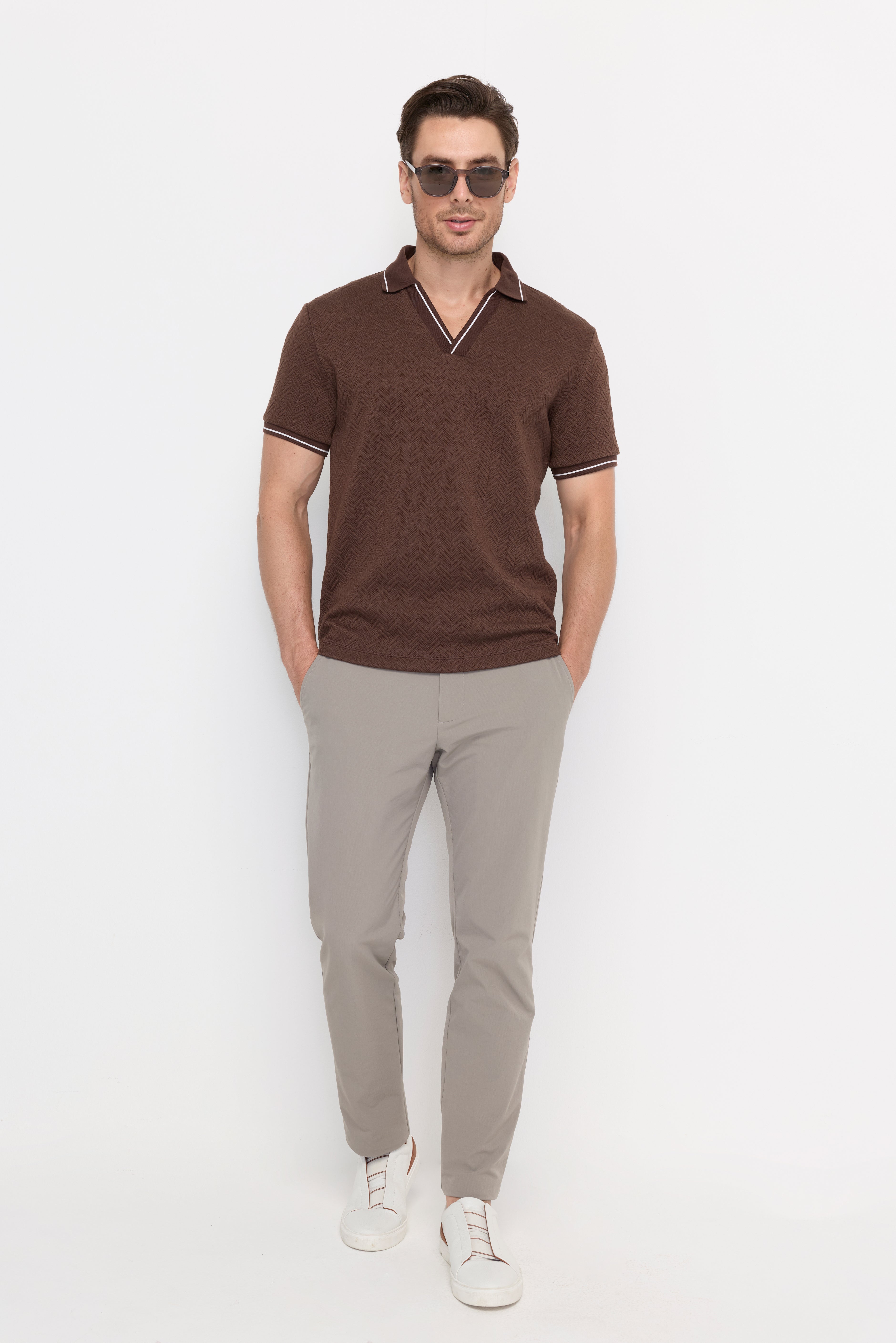 JACQUARD TEXTURE OPEN-COLLAR POLO