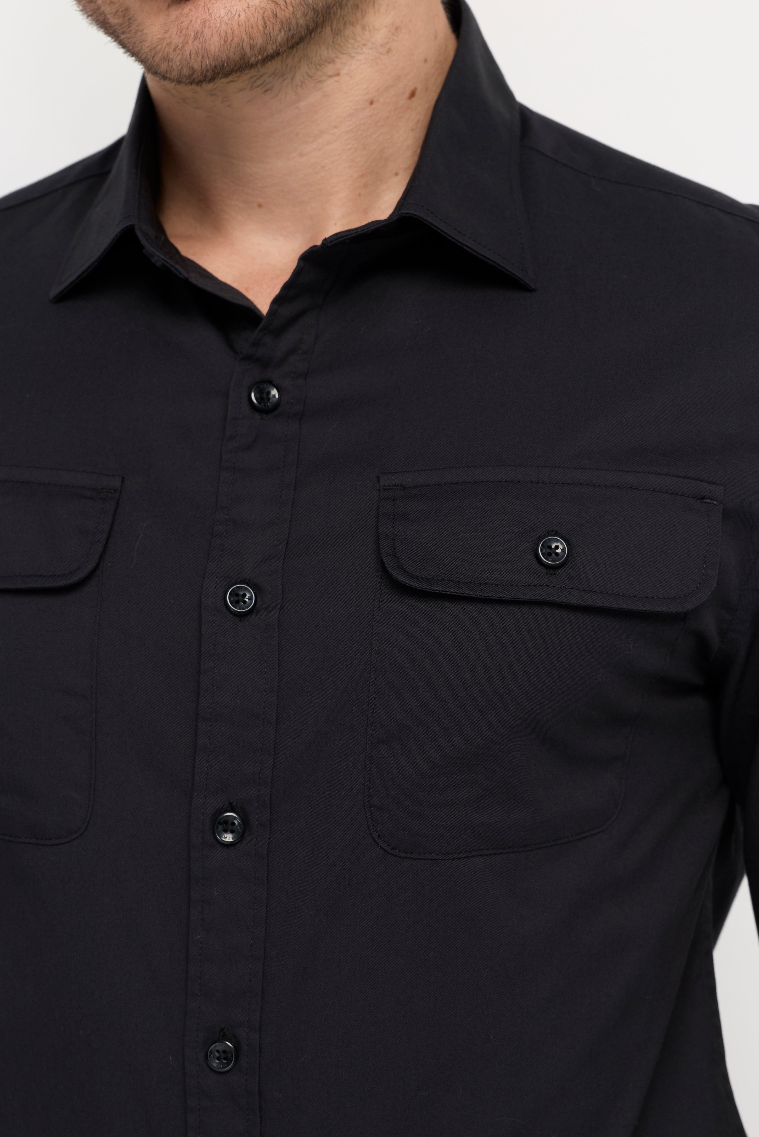 TWIN-POCKET LONG SLEEVE SHIRT