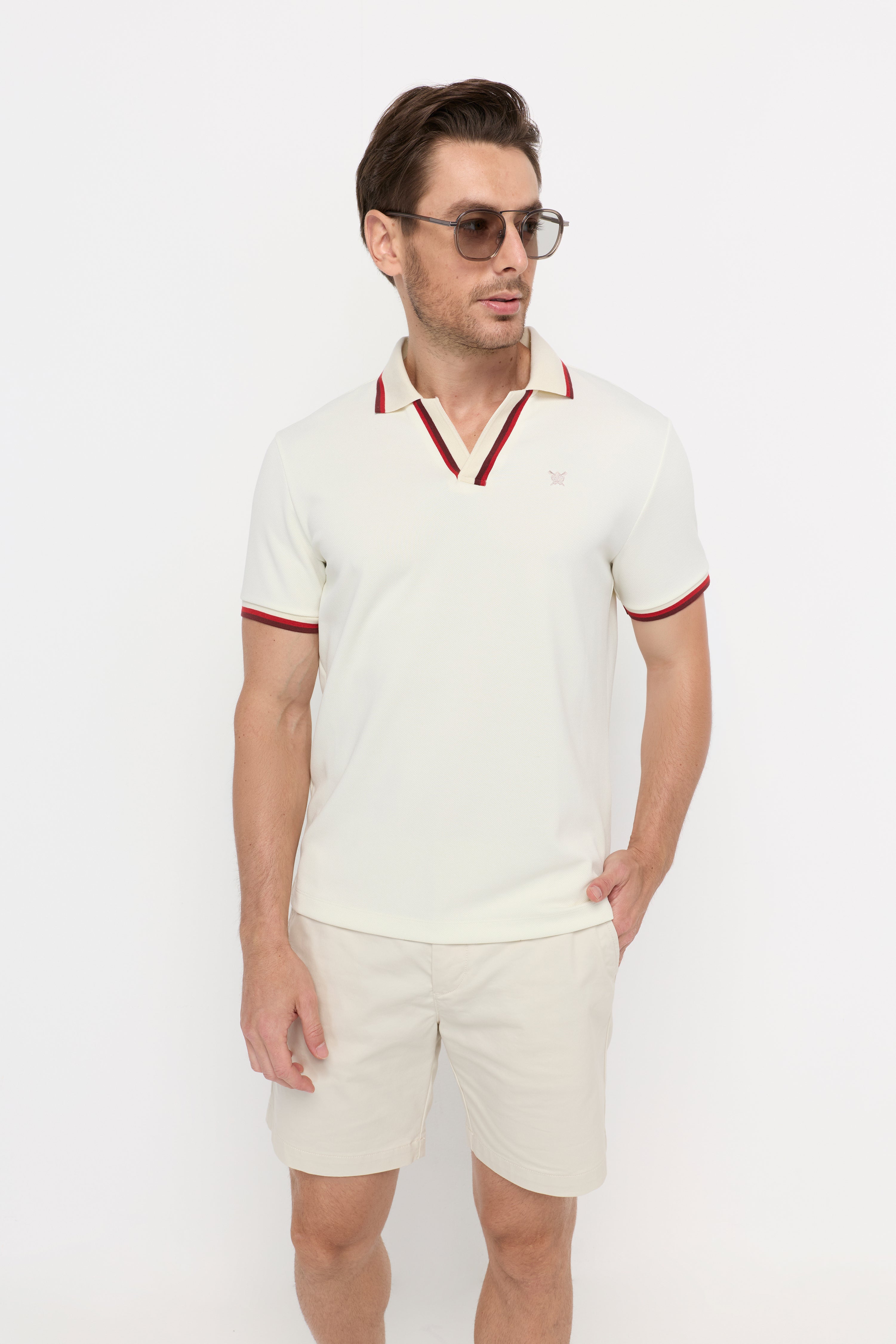 CONTRAST TRIM OPEN COLLAR POLO