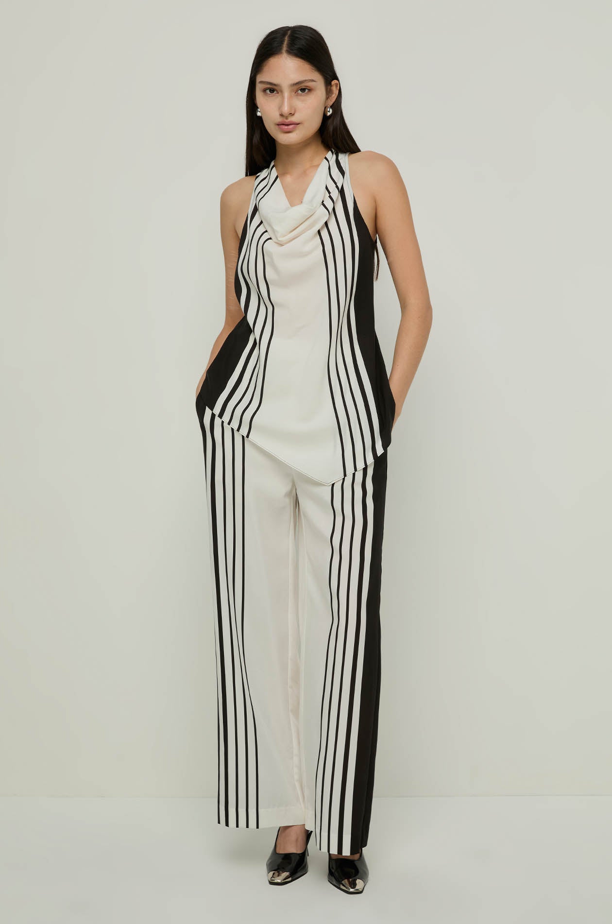 PRINTED CREAM BLOUSES SLEEVELESS