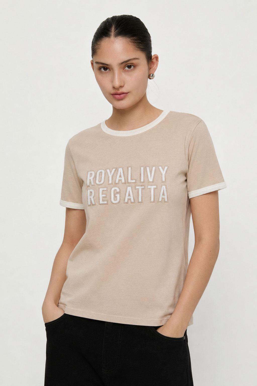 เสื้อยืดพิมพ์ลายโลโก้ ON-TONE