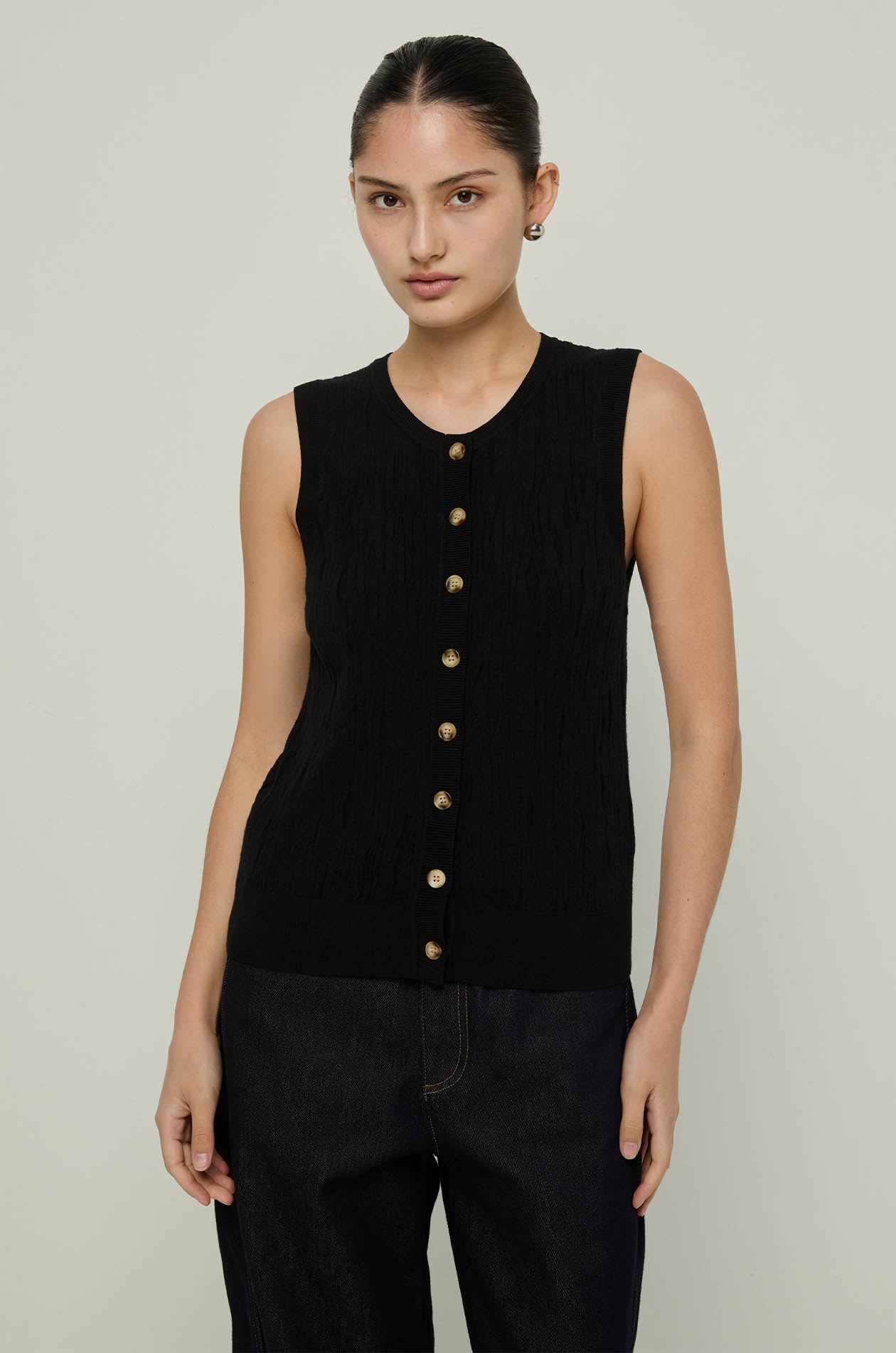 BUTTON-UP KNITTED TOP