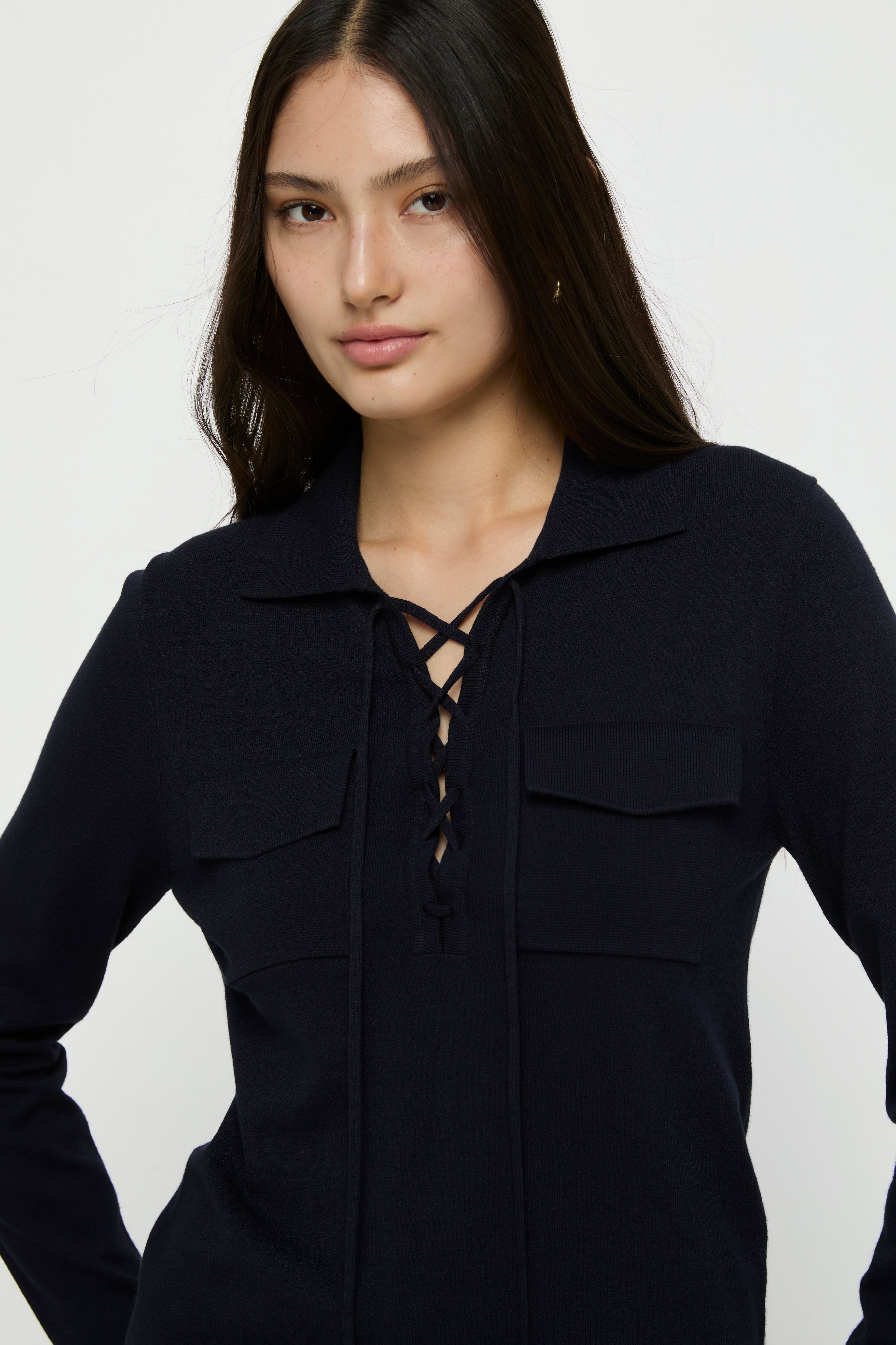 LONG SLEEVE LACE-UP KNITTED