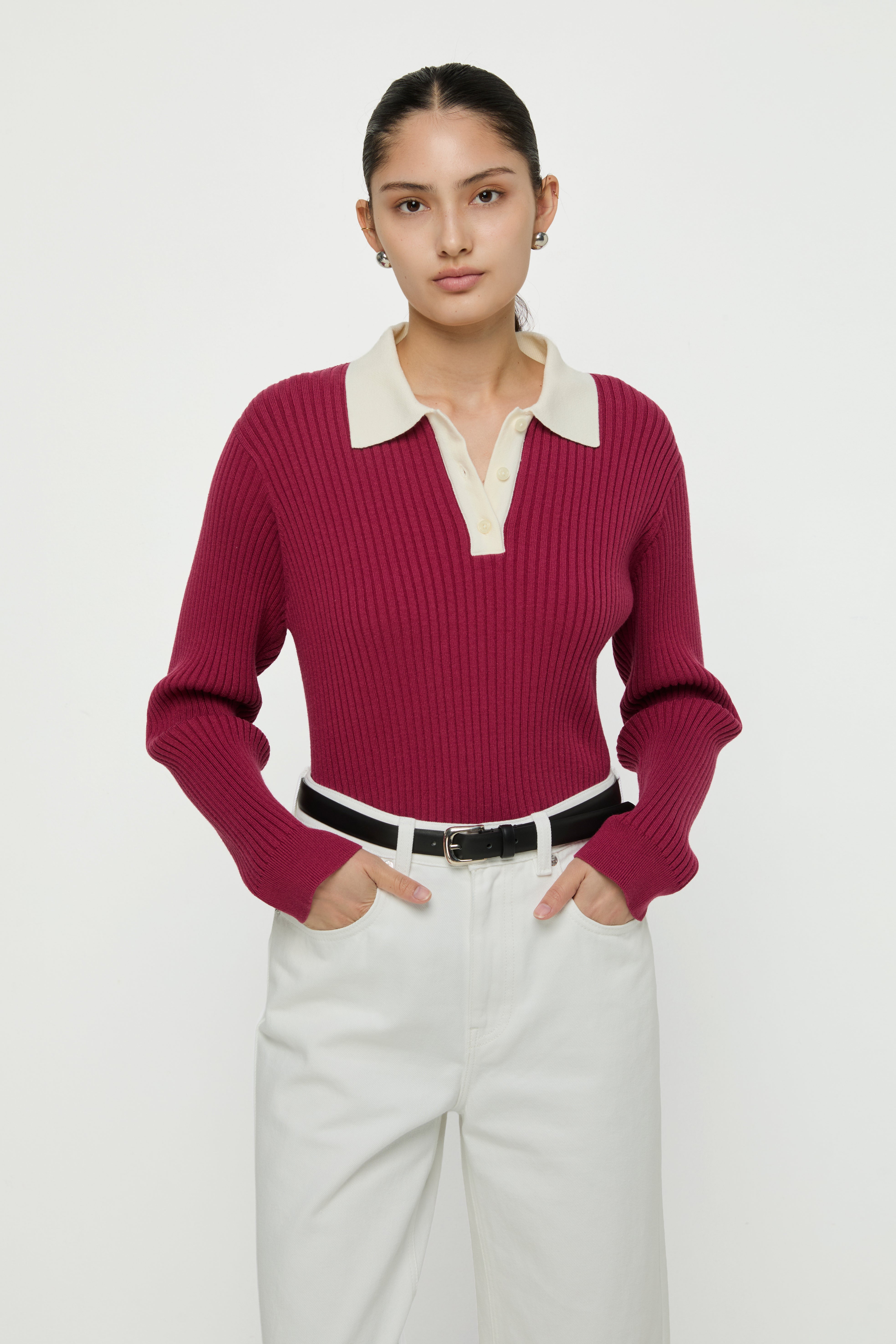CONTRAST COLLAR KNITTED TOP