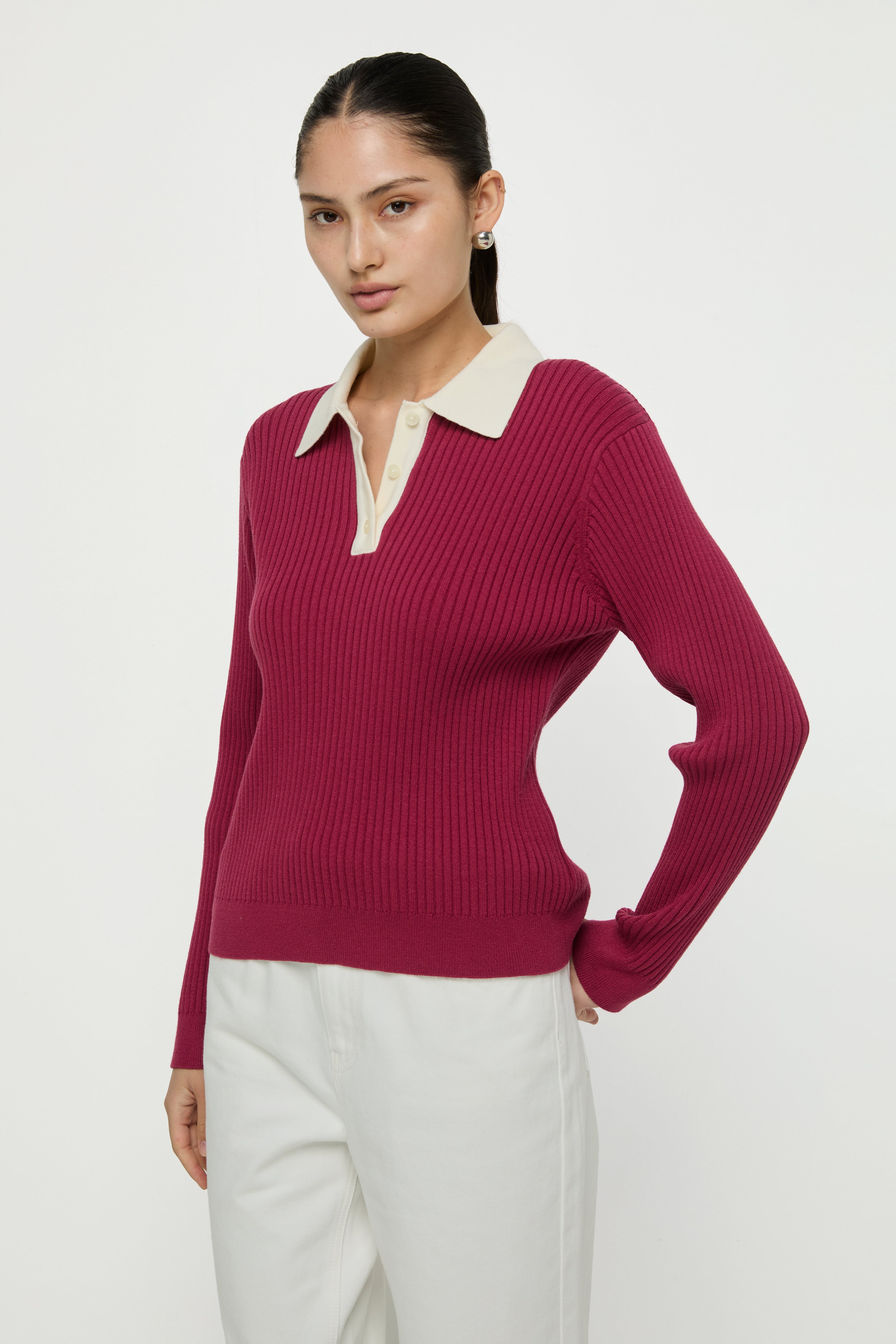 CONTRAST COLLAR KNITTED TOP