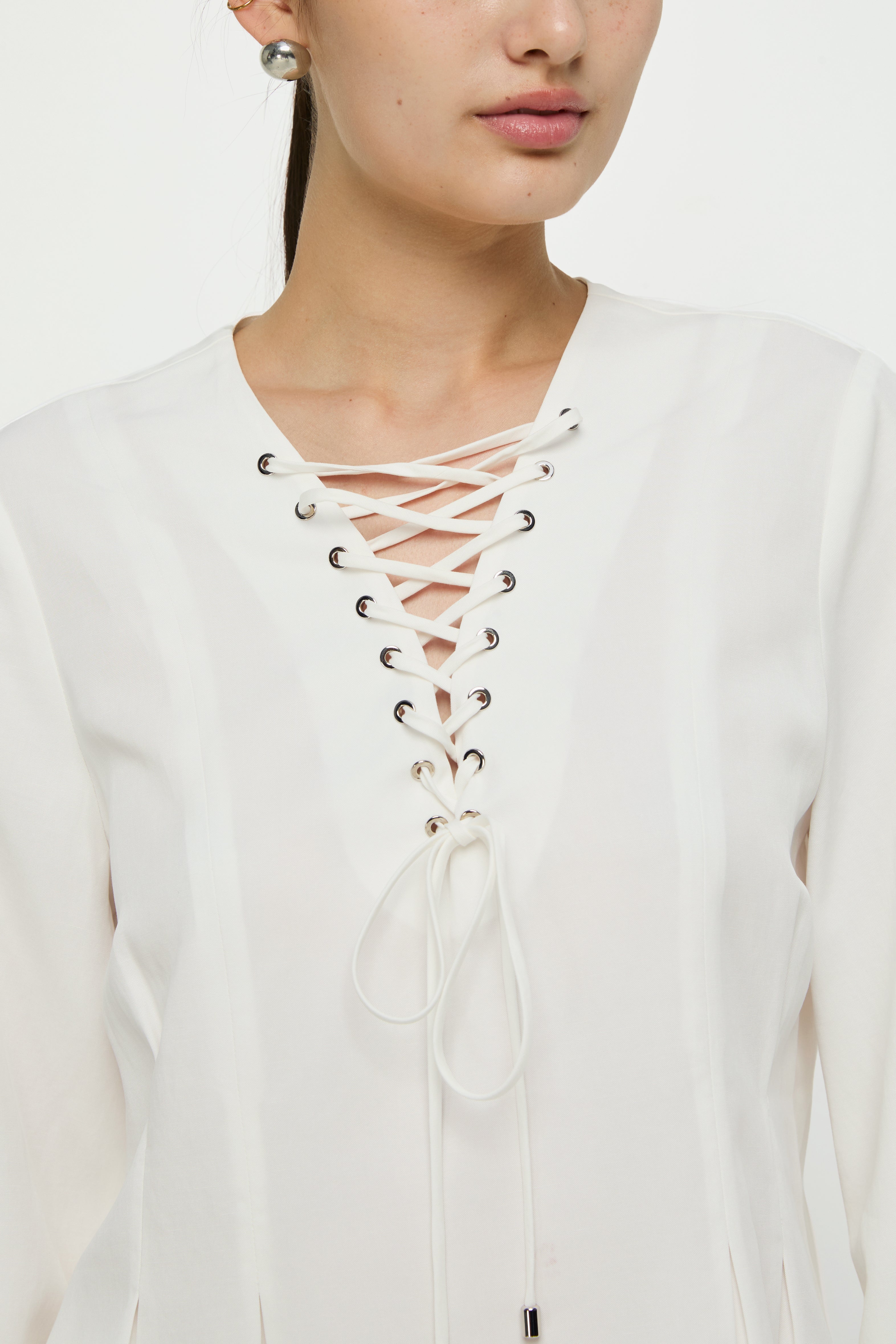 LACE-UP FLOWY MINI DRESS