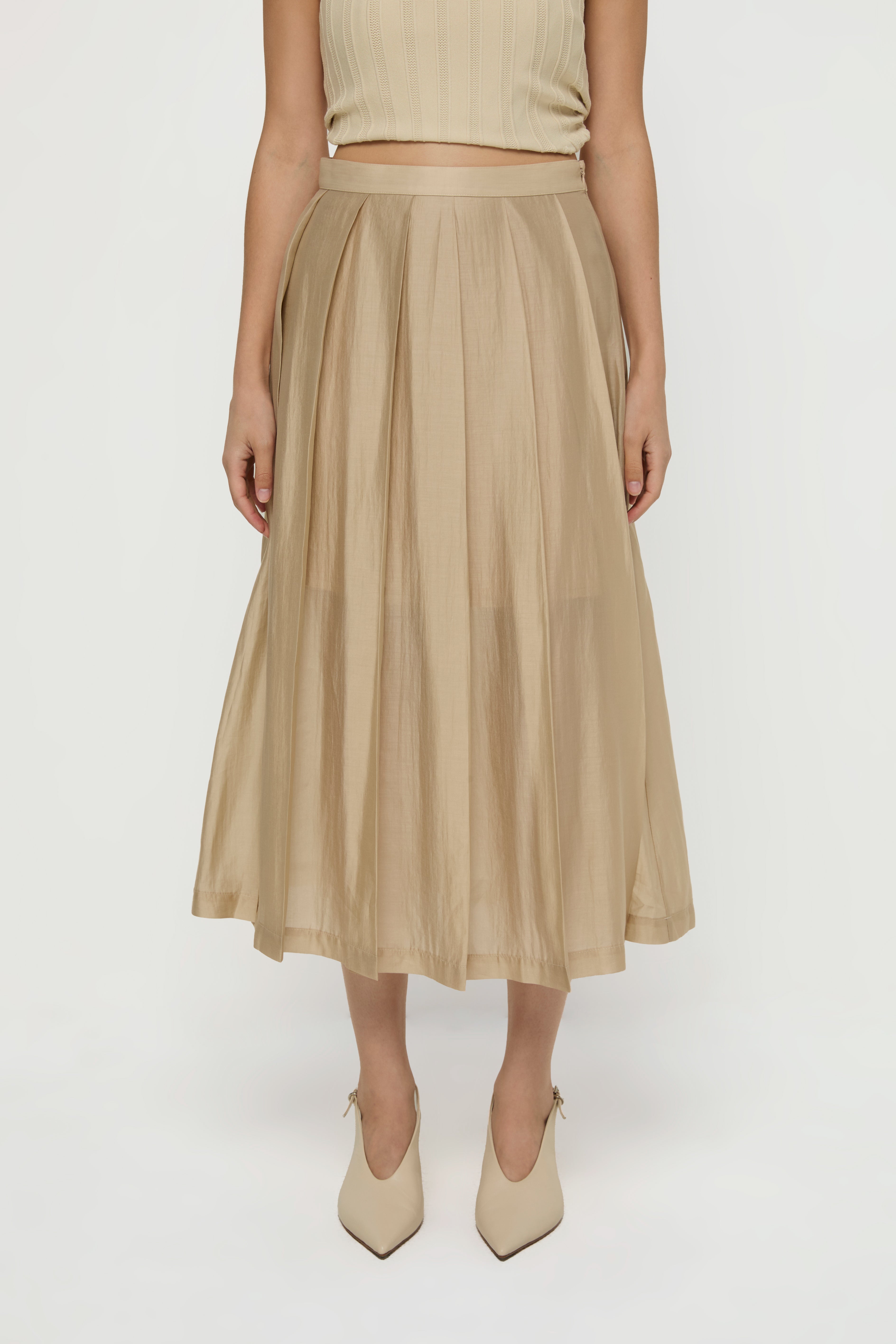 FLOWY PLEATED MIDI SKIRT