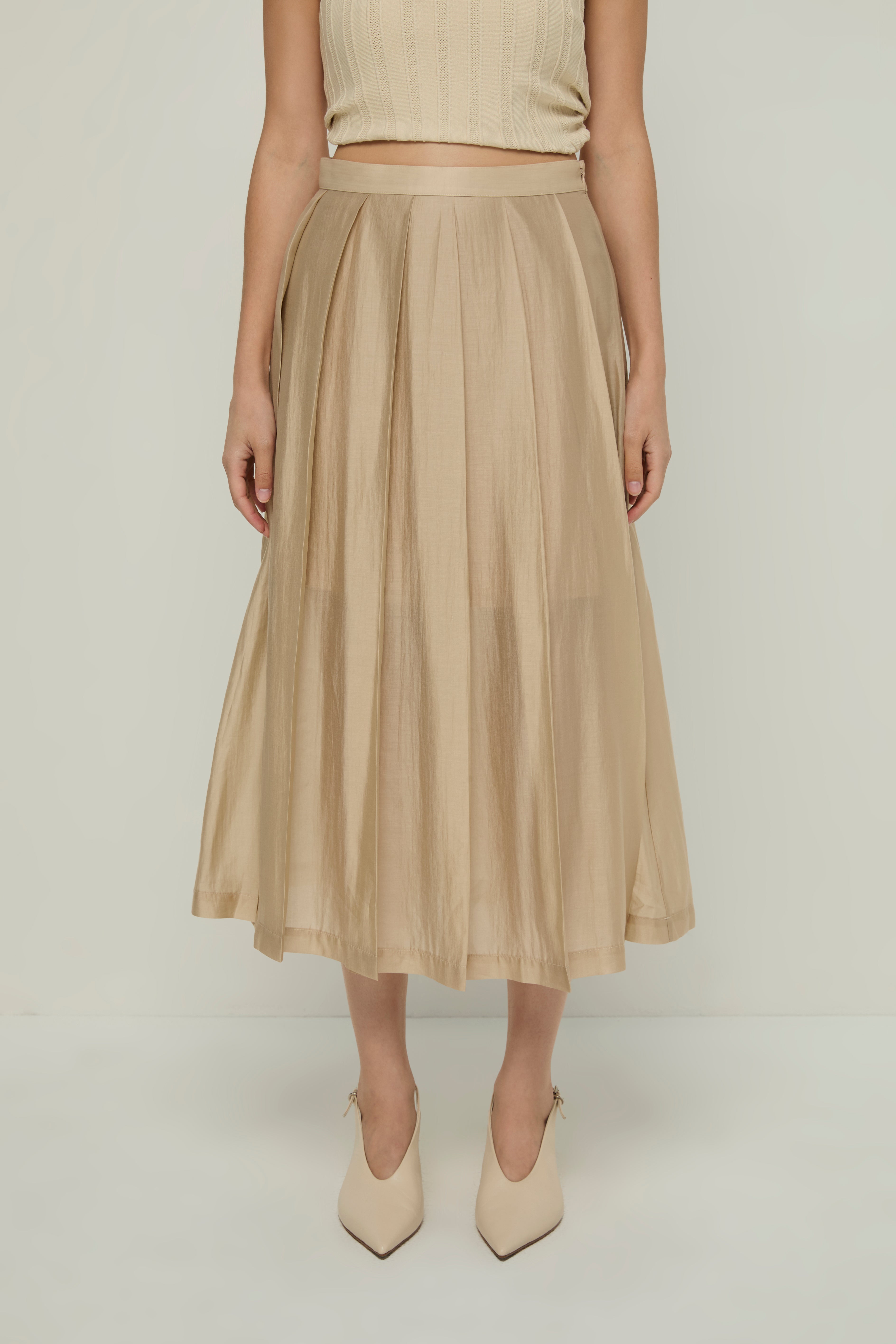 FLOWY PLEATED MIDI SKIRT