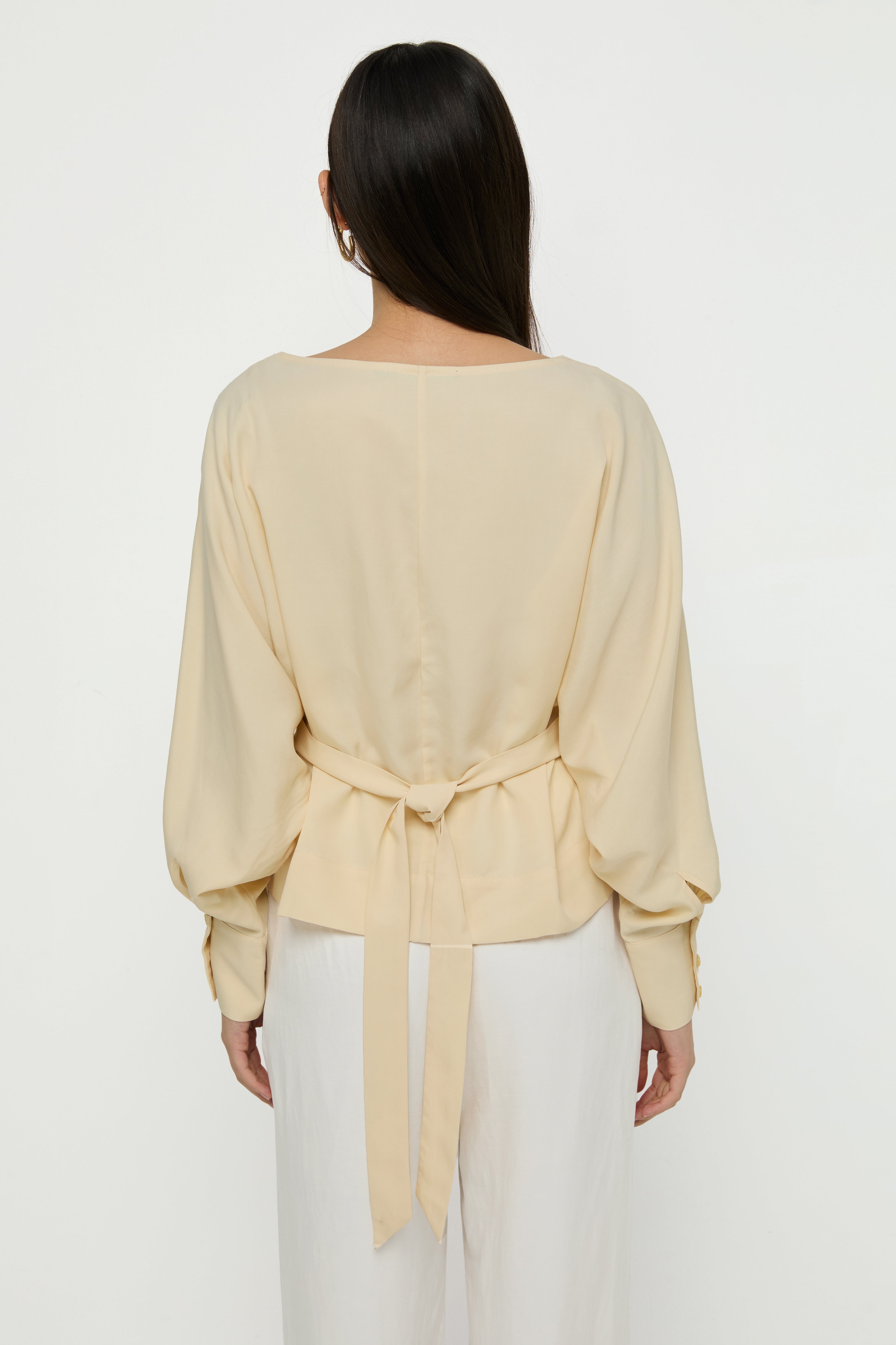 CINCHED-WAIST BLOUSE