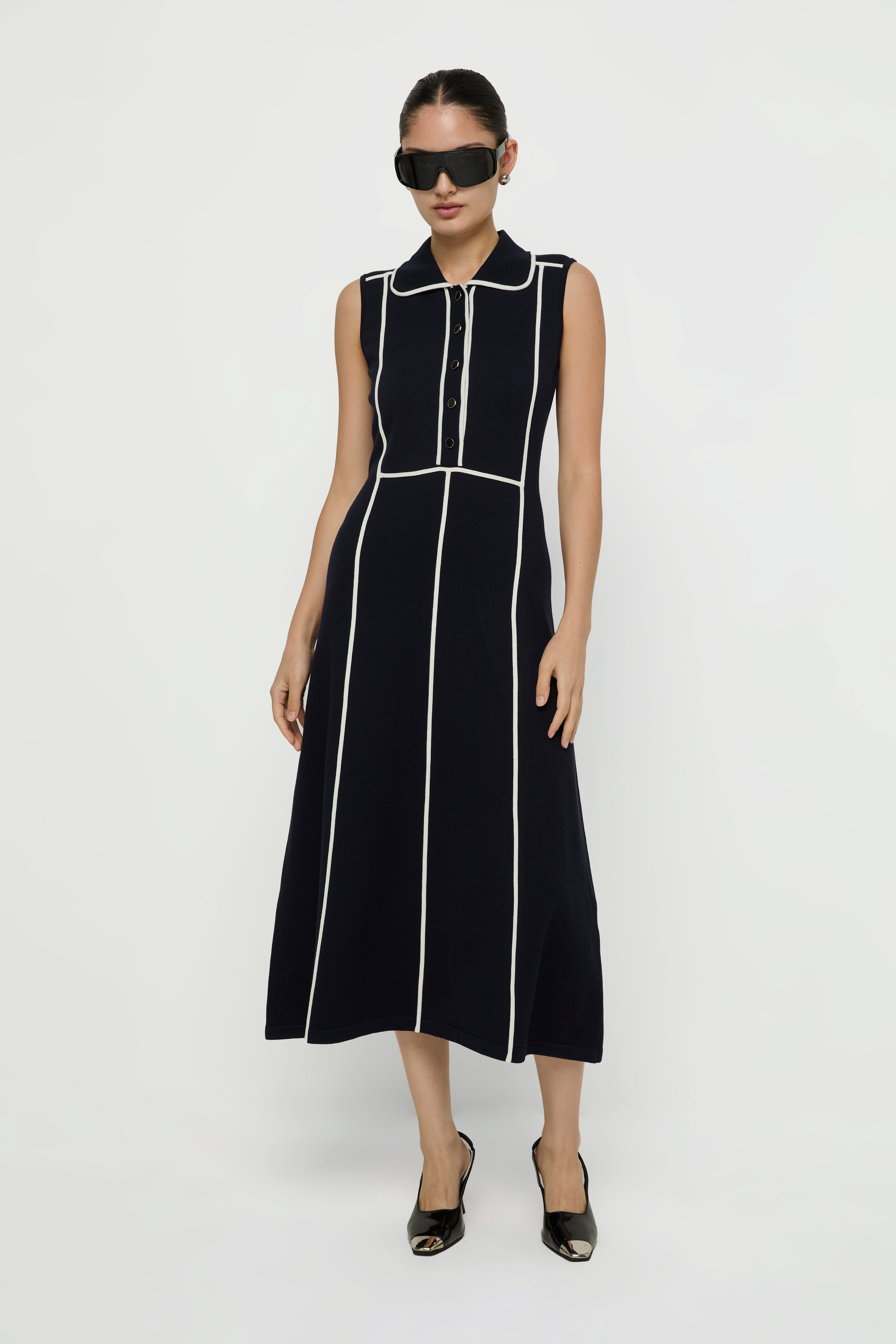 CONTRAST PIPING DRESS