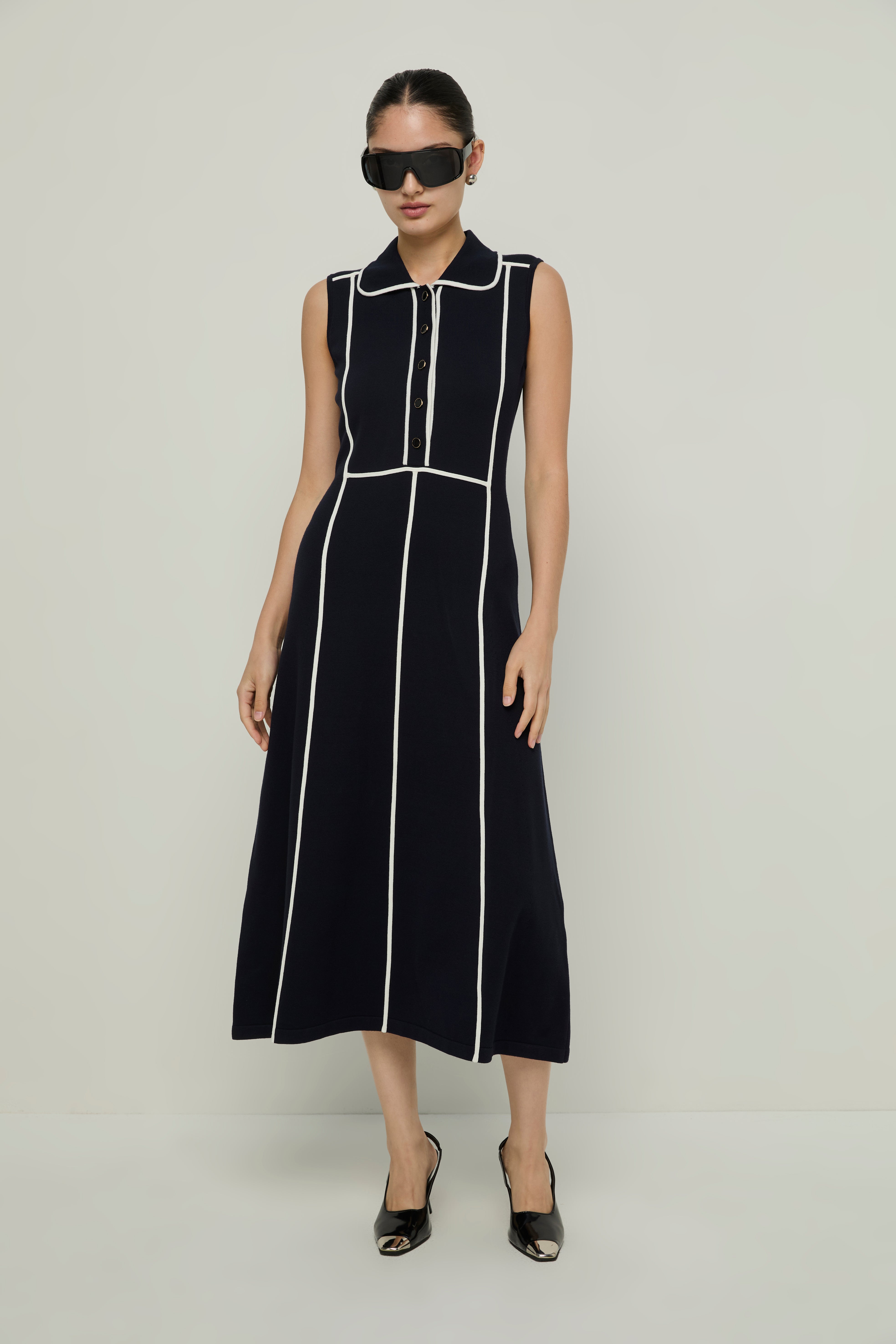 CONTRAST PIPING DRESS