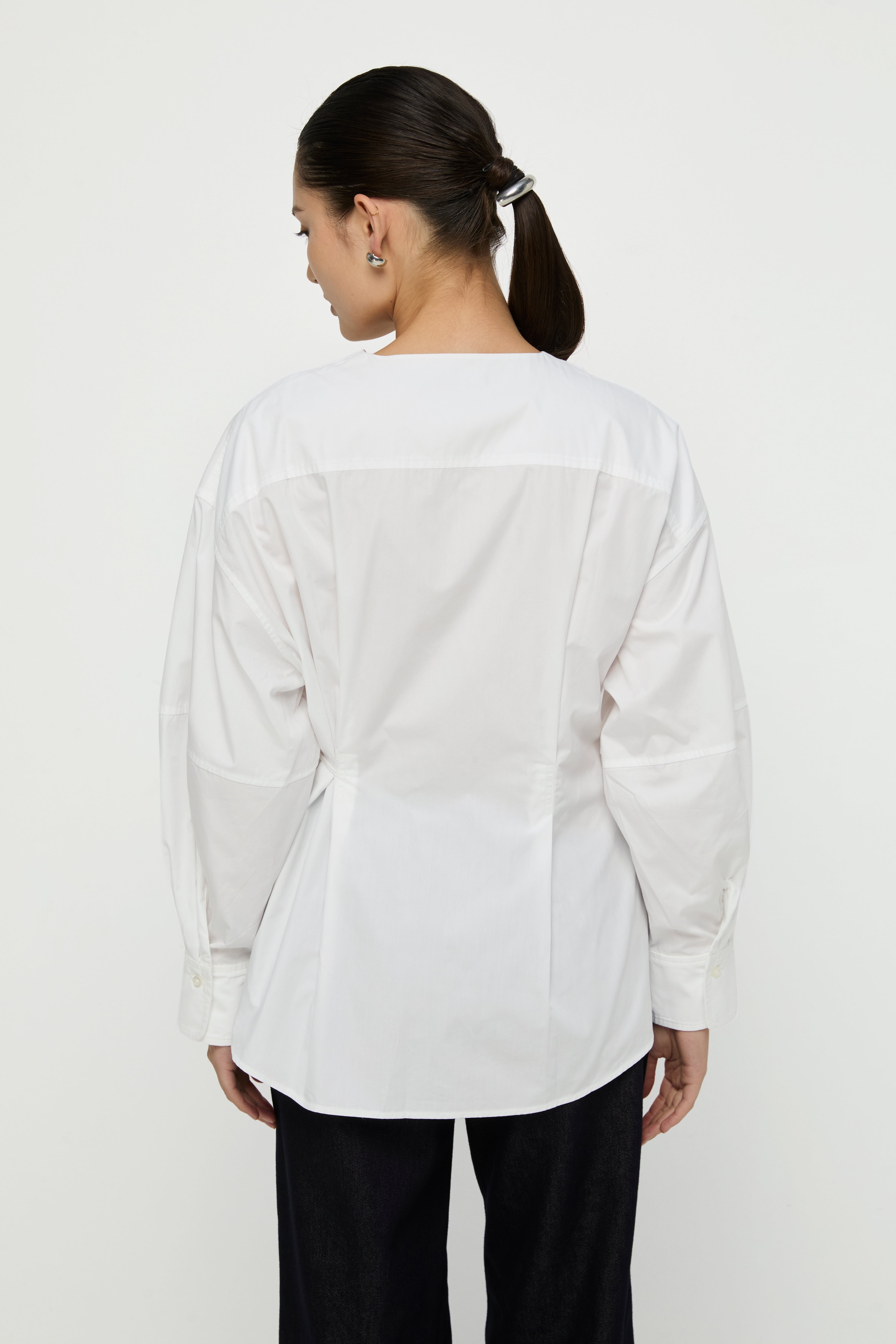 เสื้อเบลาส์ผูกเอว