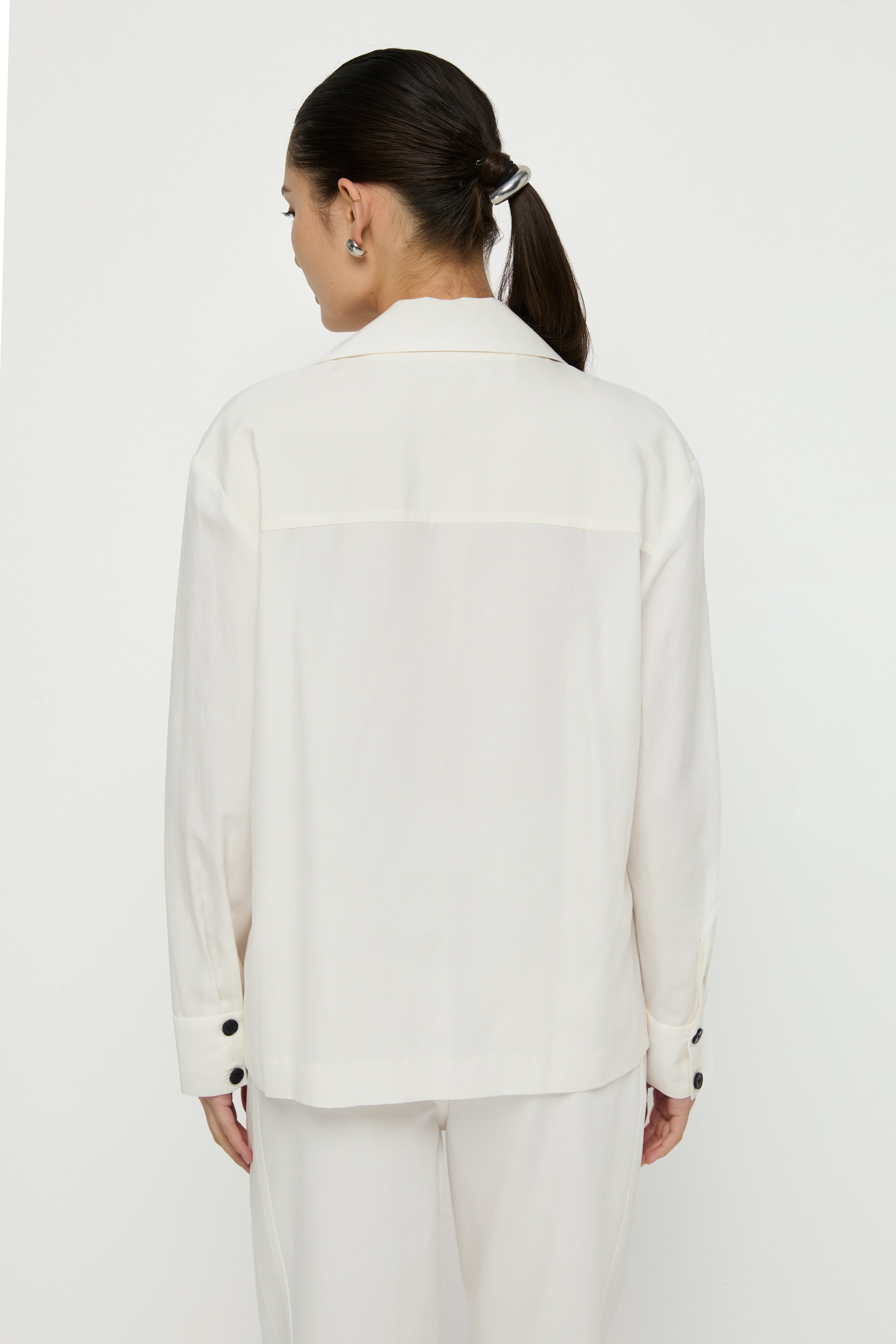DOUBLE-BREASTED BLOUSE
