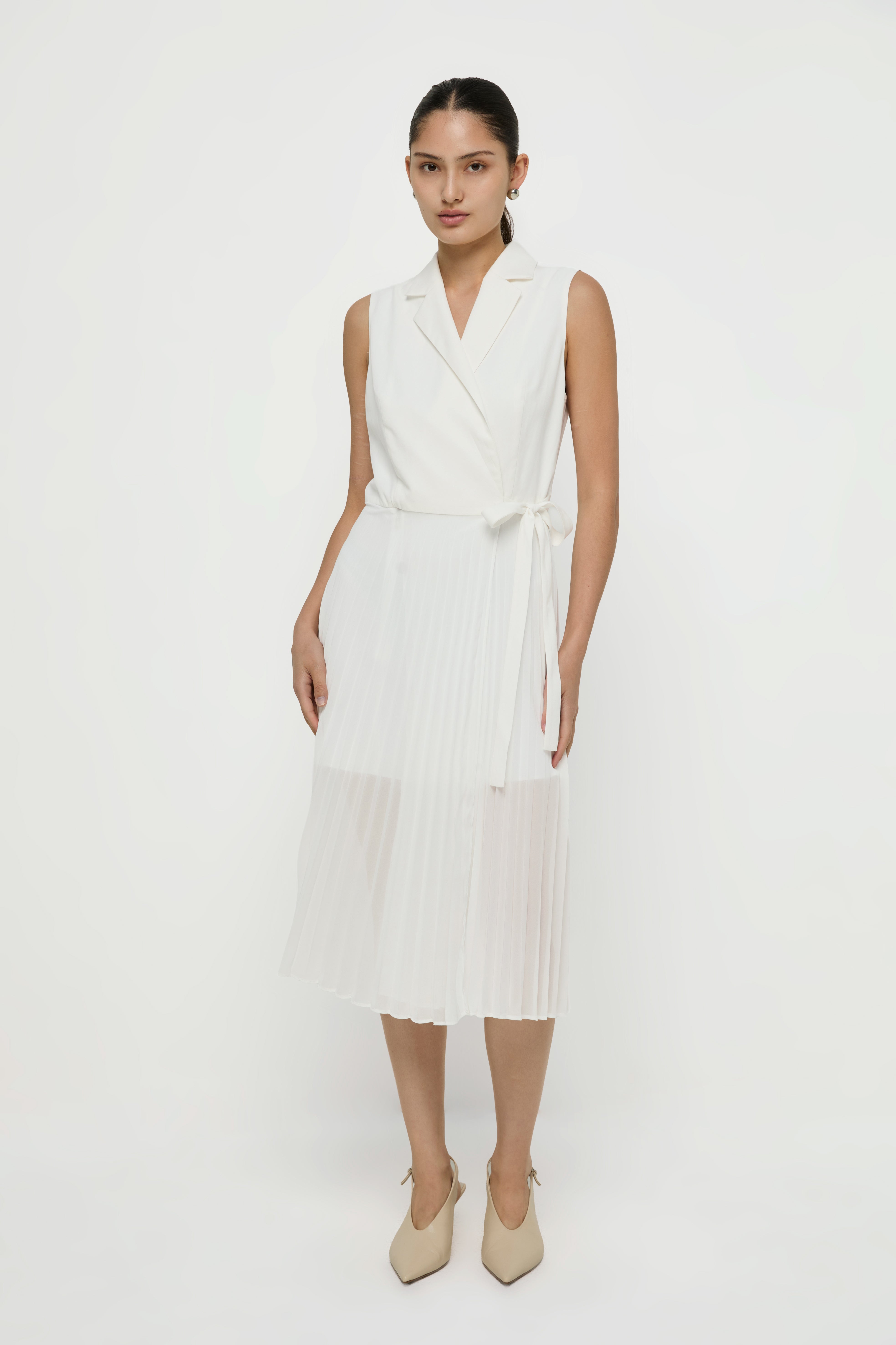 SLEEVELESS WRAP PLEATED DRESS