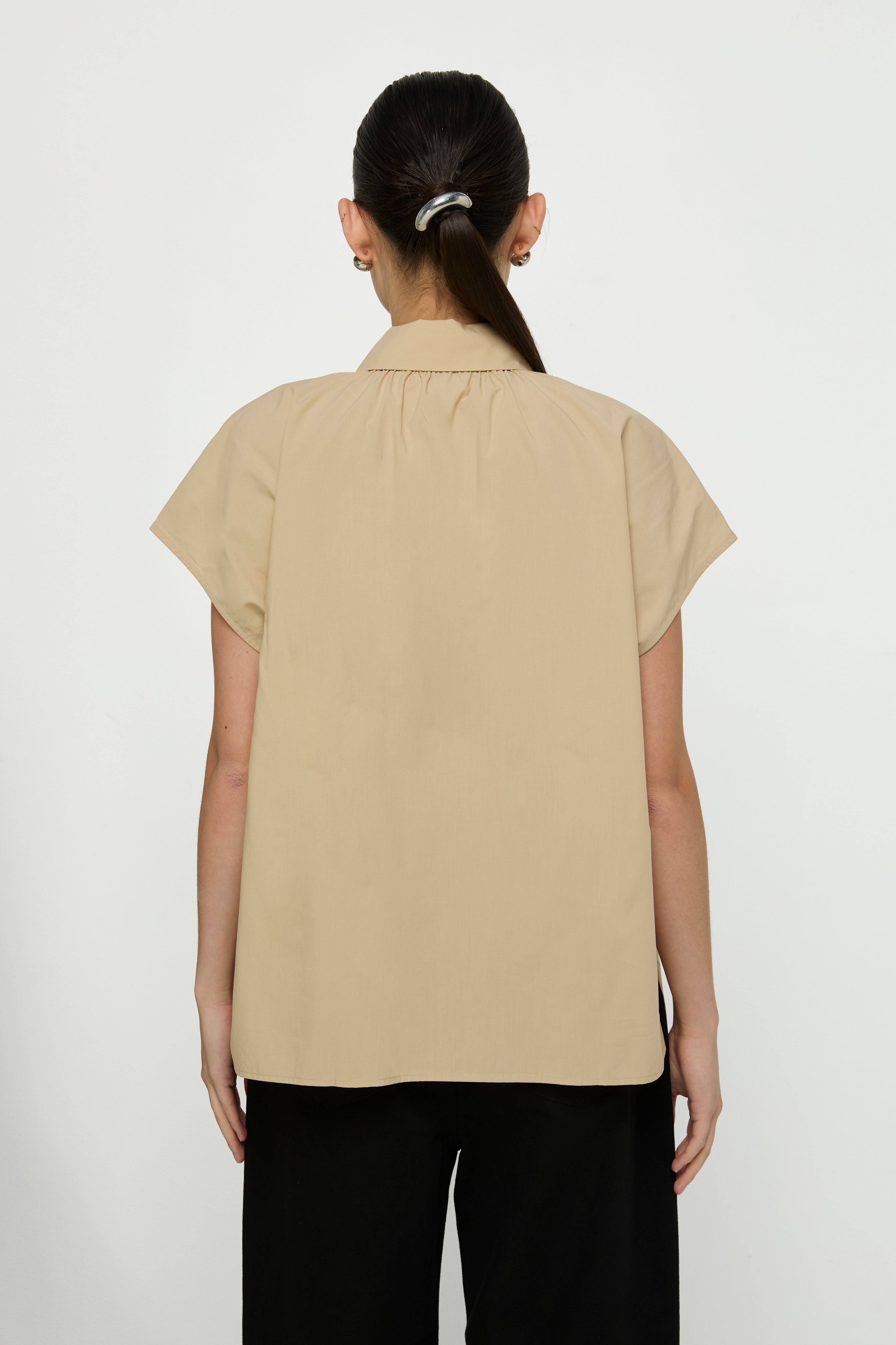GATHERED NECKLINE BLOUSE