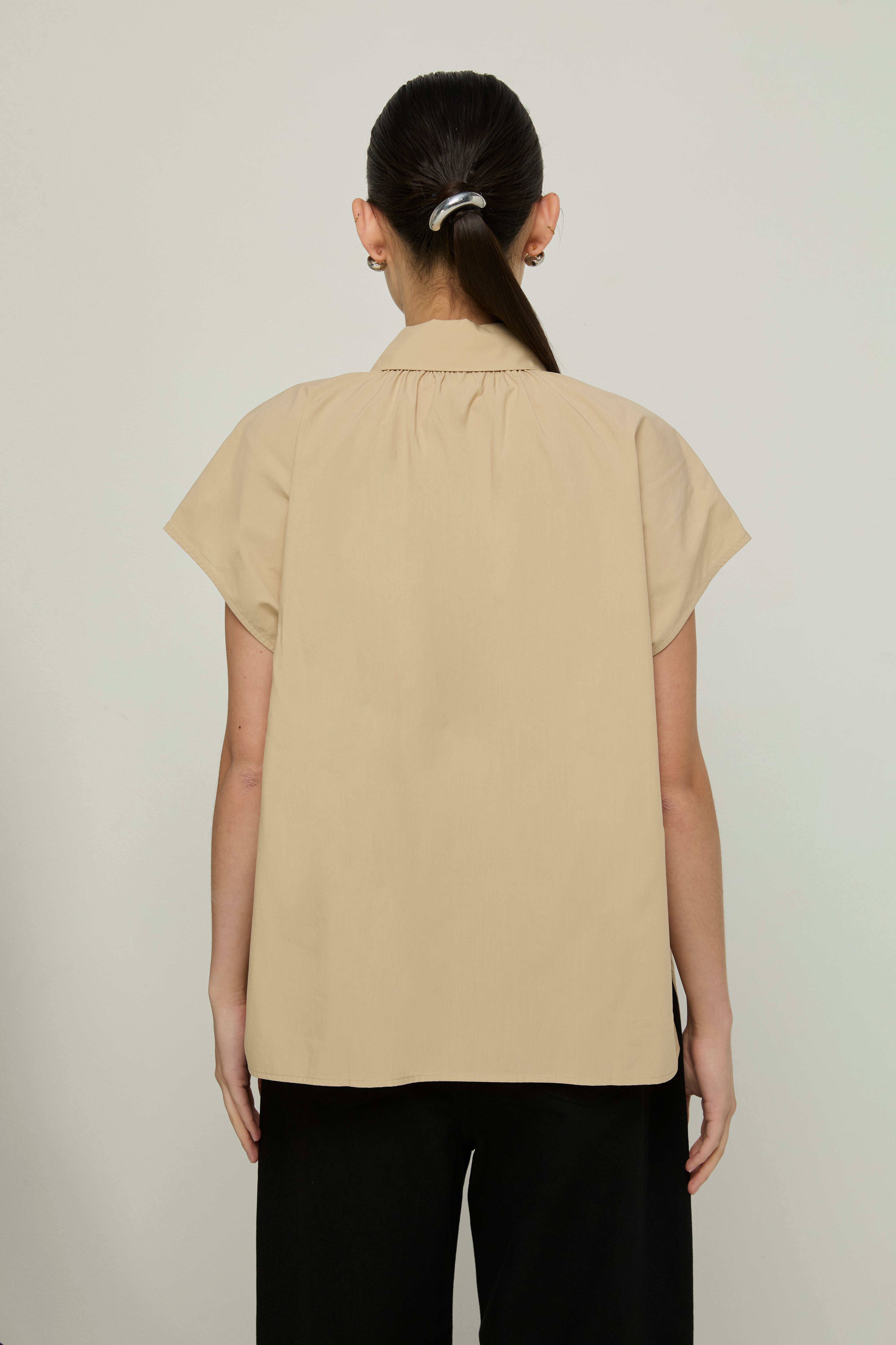 GATHERED NECKLINE BLOUSE