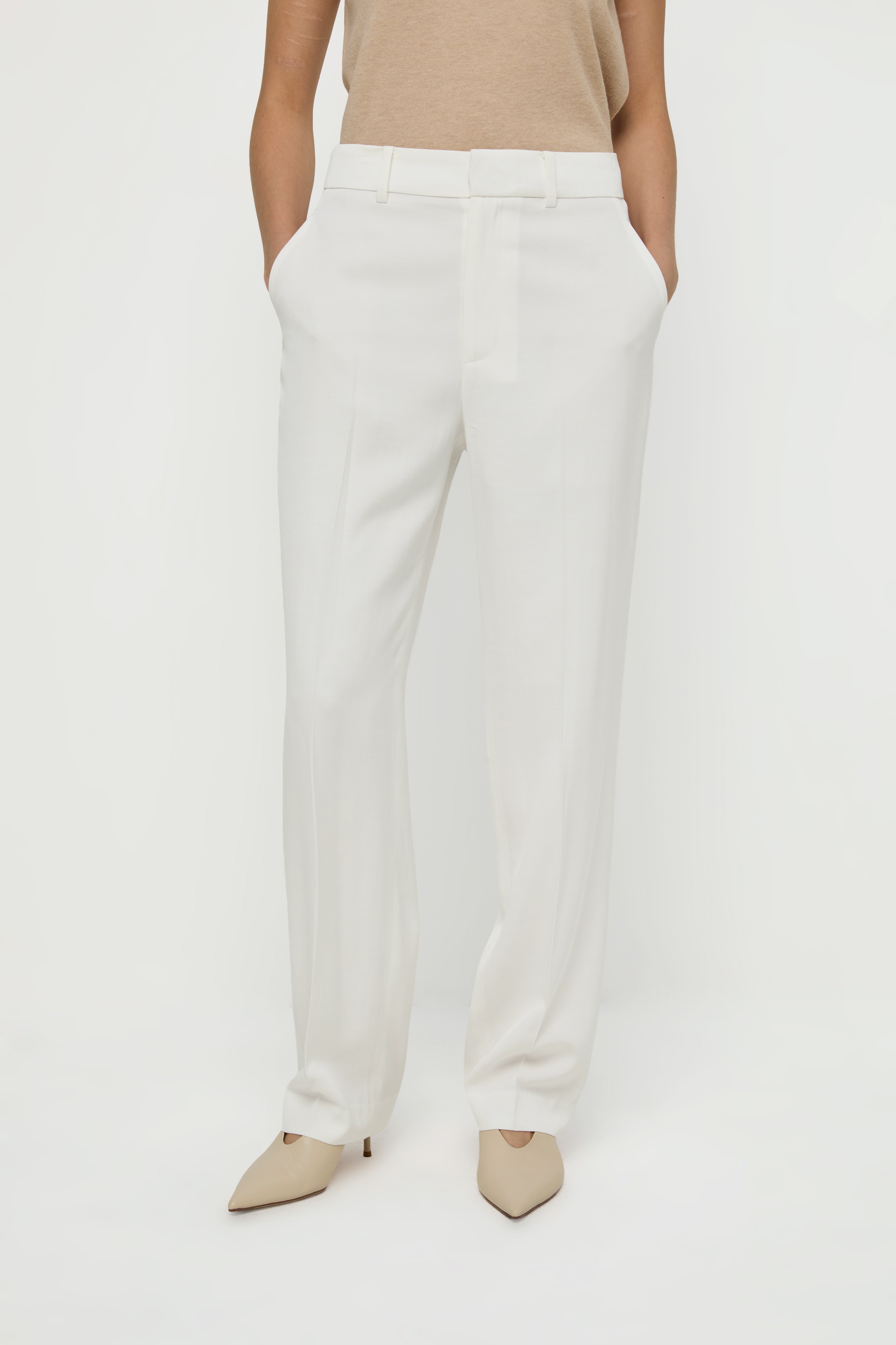 TAILORED SLIM LEG PANTS