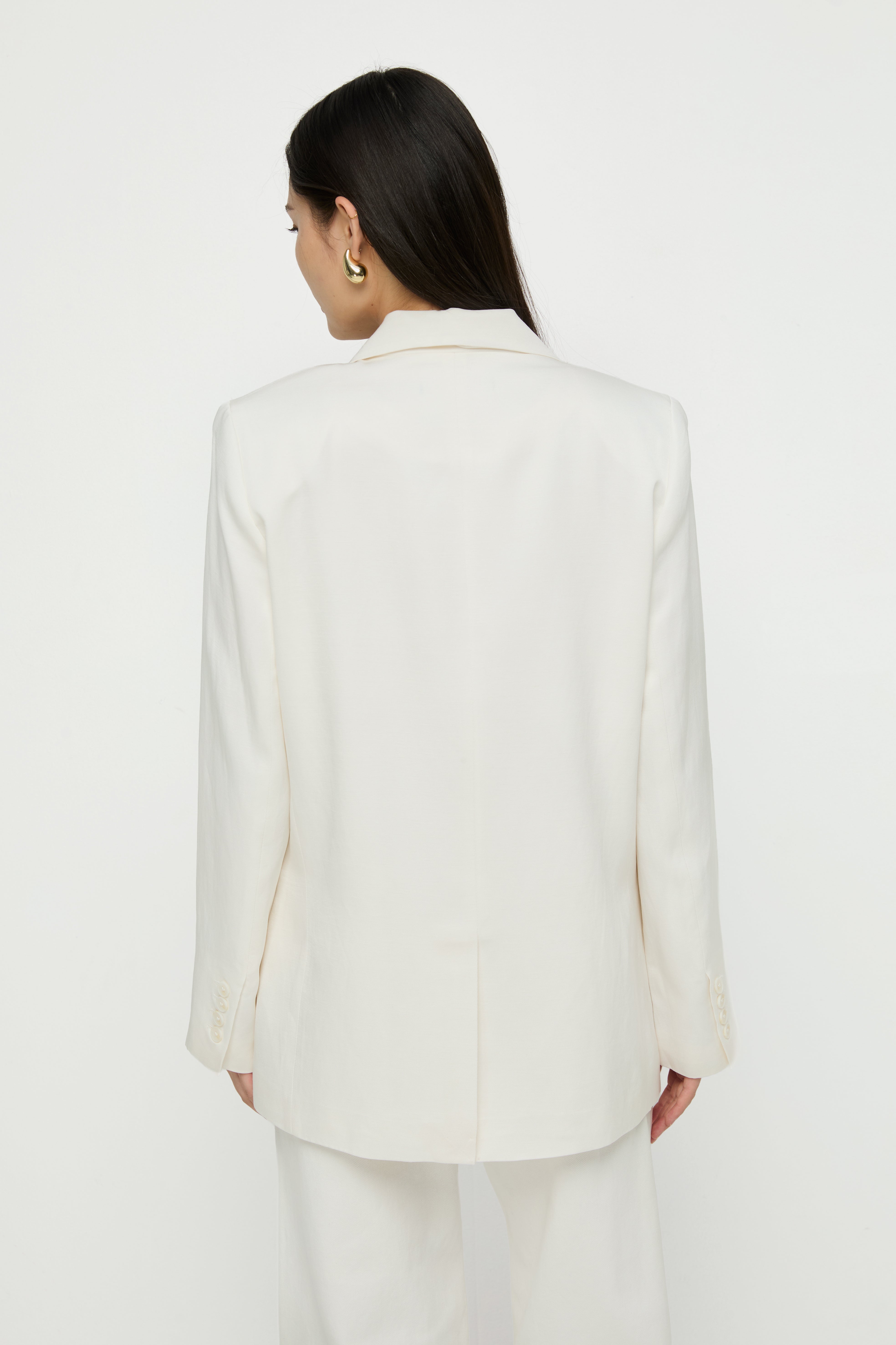 TAILORED SINGLE-BREASTED BLAZER