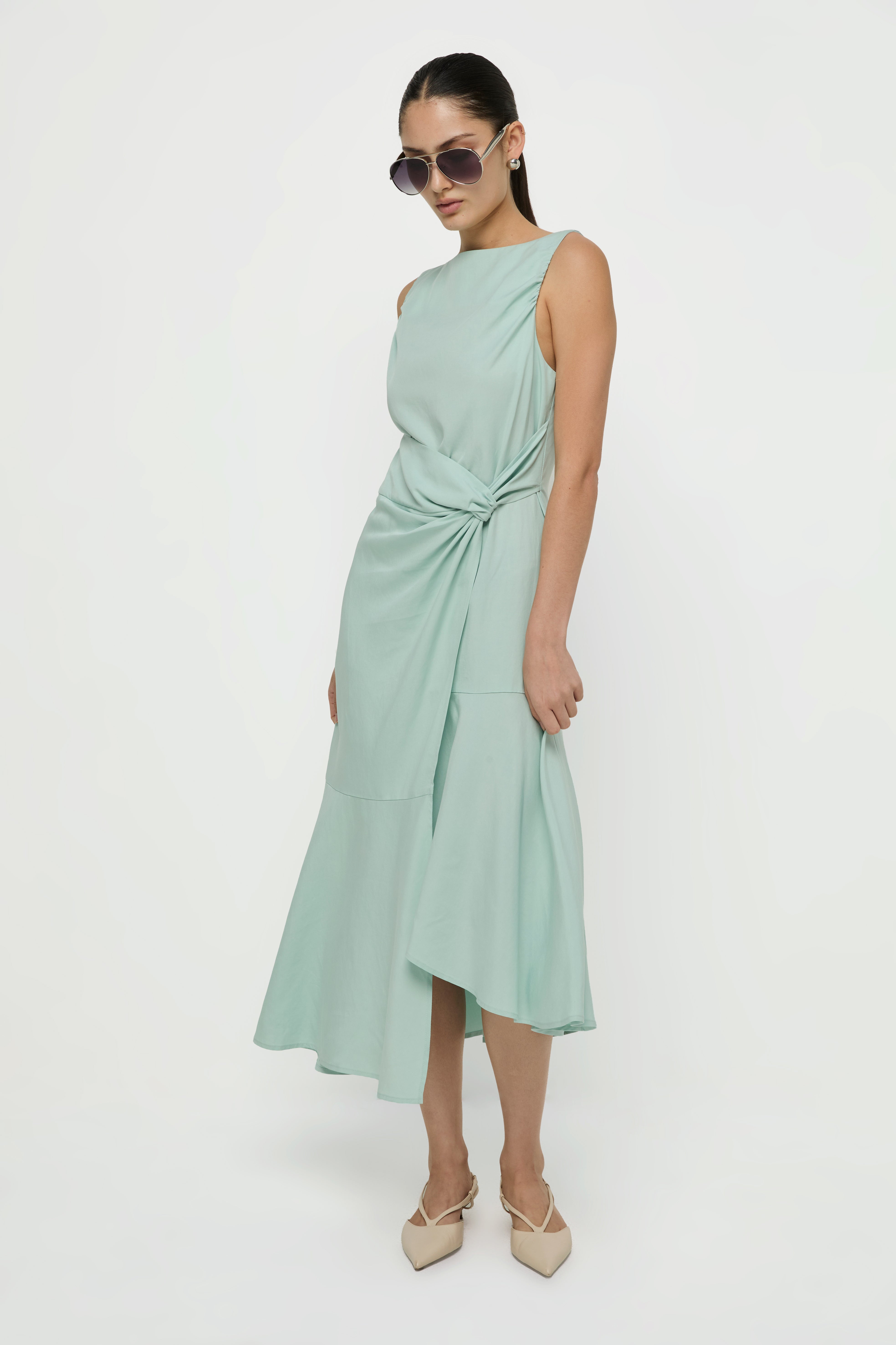 GATHERED SIDE-TIE MIDI DRESS