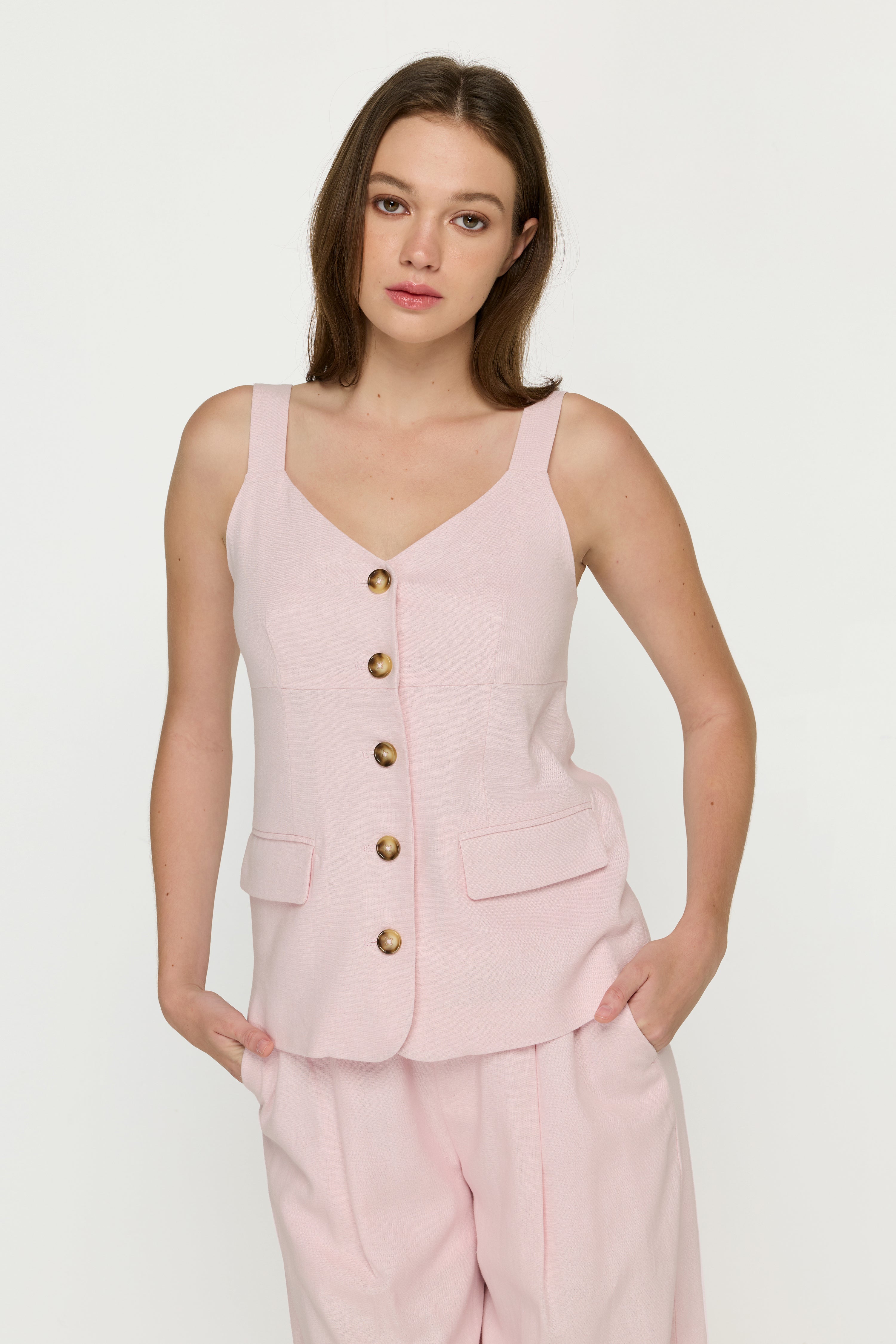 SLEEVELESS CROPPED VEST