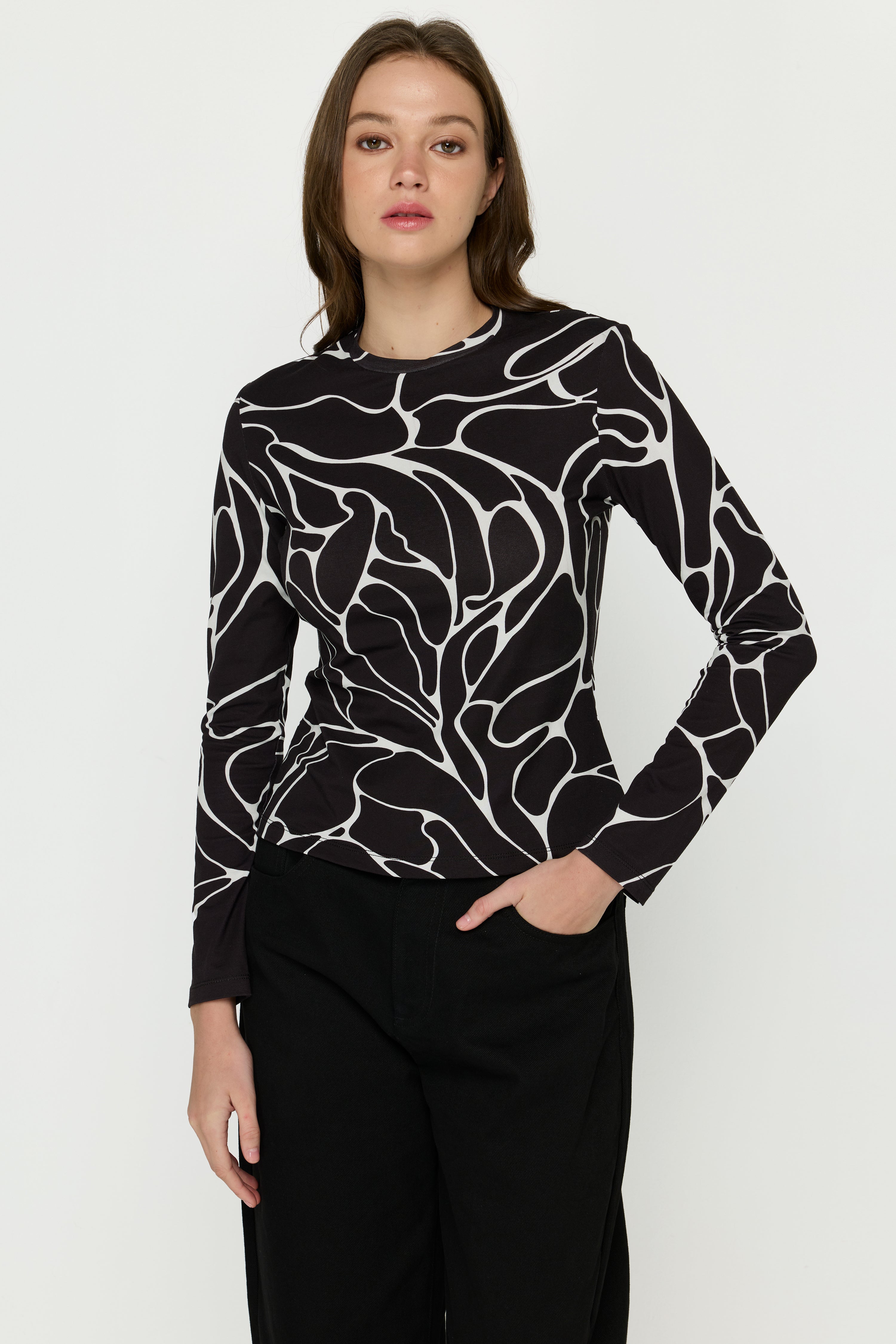KNIT CREW NECK LONG SLEEVE