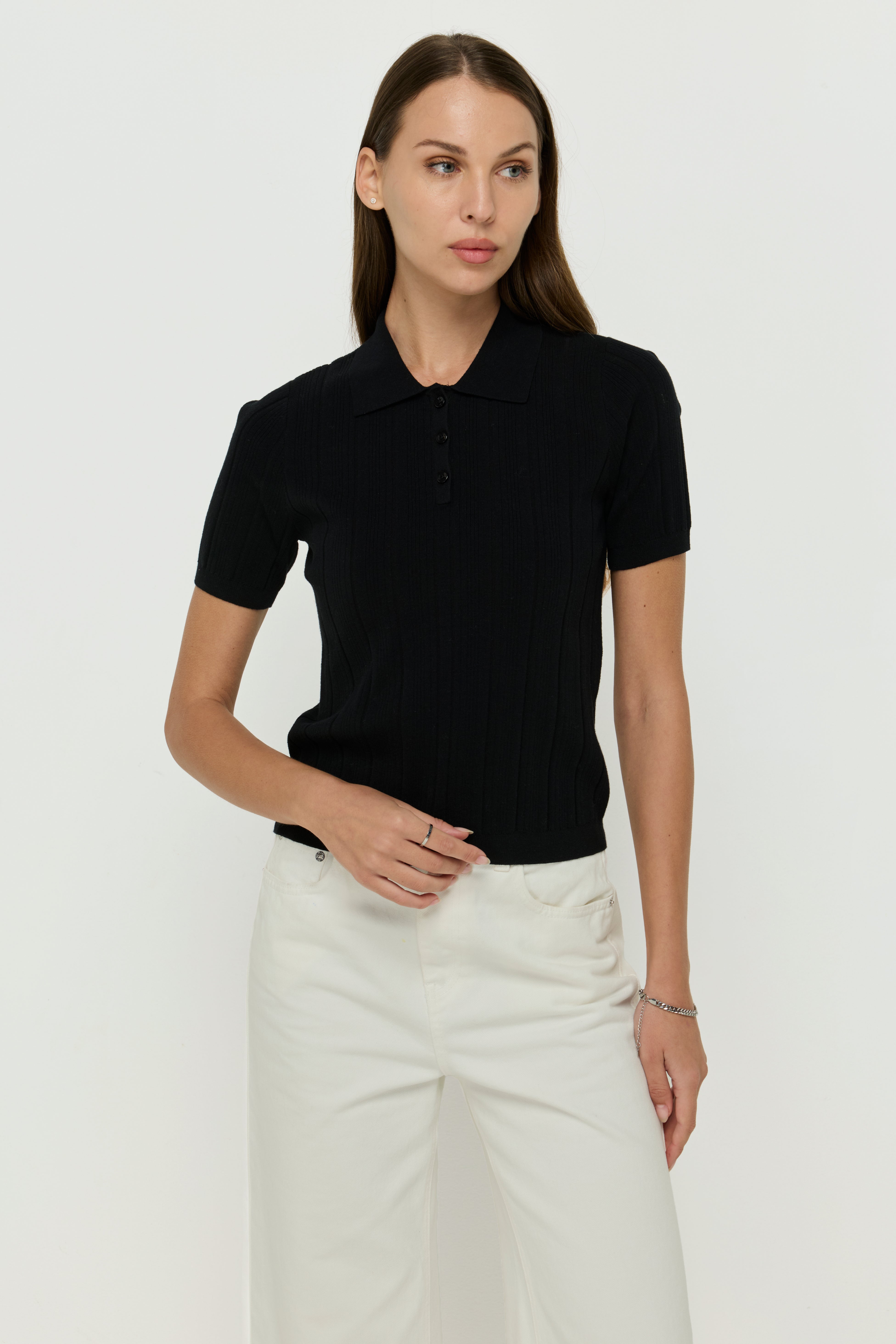 CLASSIC RIBBED KNIT POLO TOP