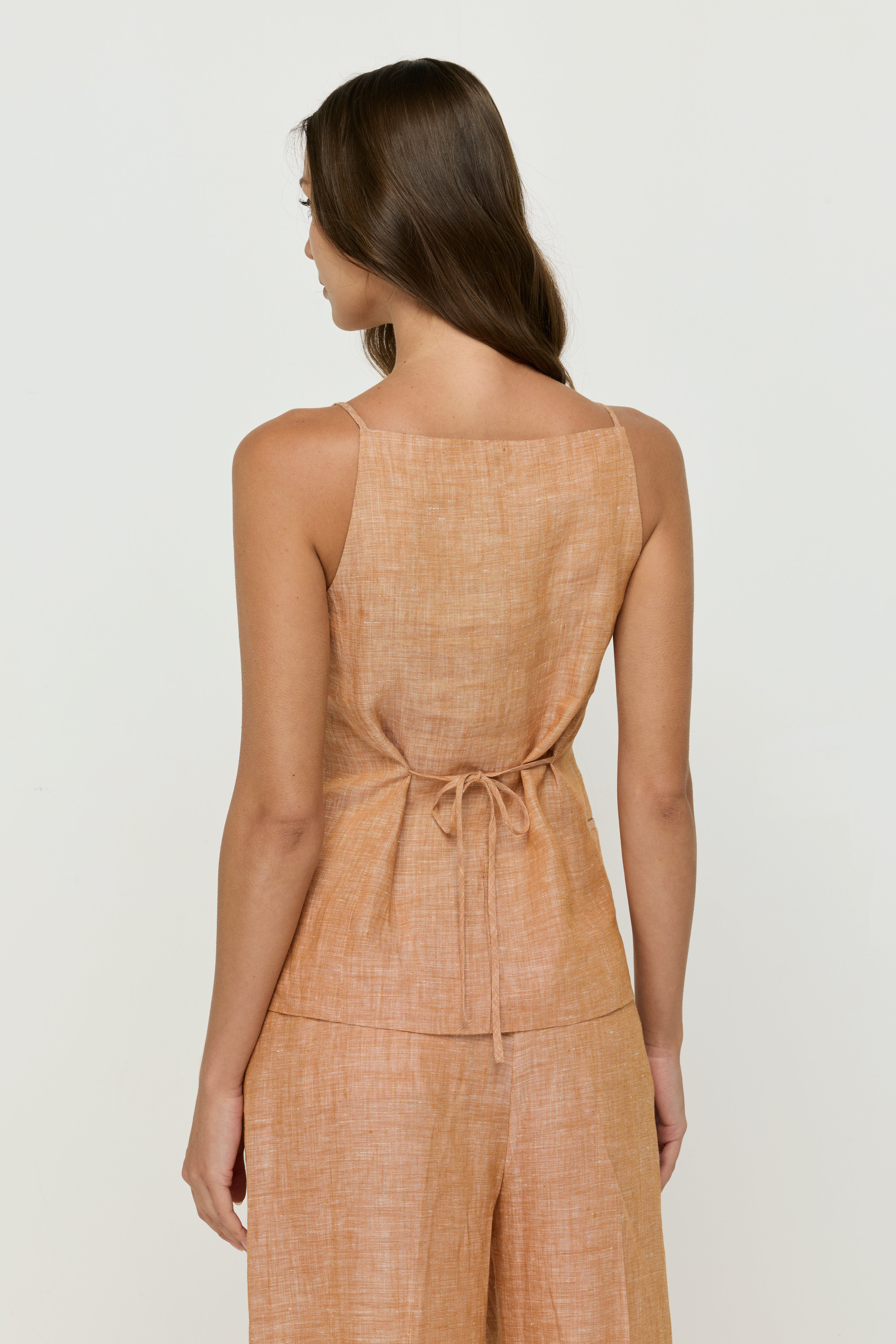 LINEN-BLEND BUTTONED SLEEVELESS TUNIC TOP