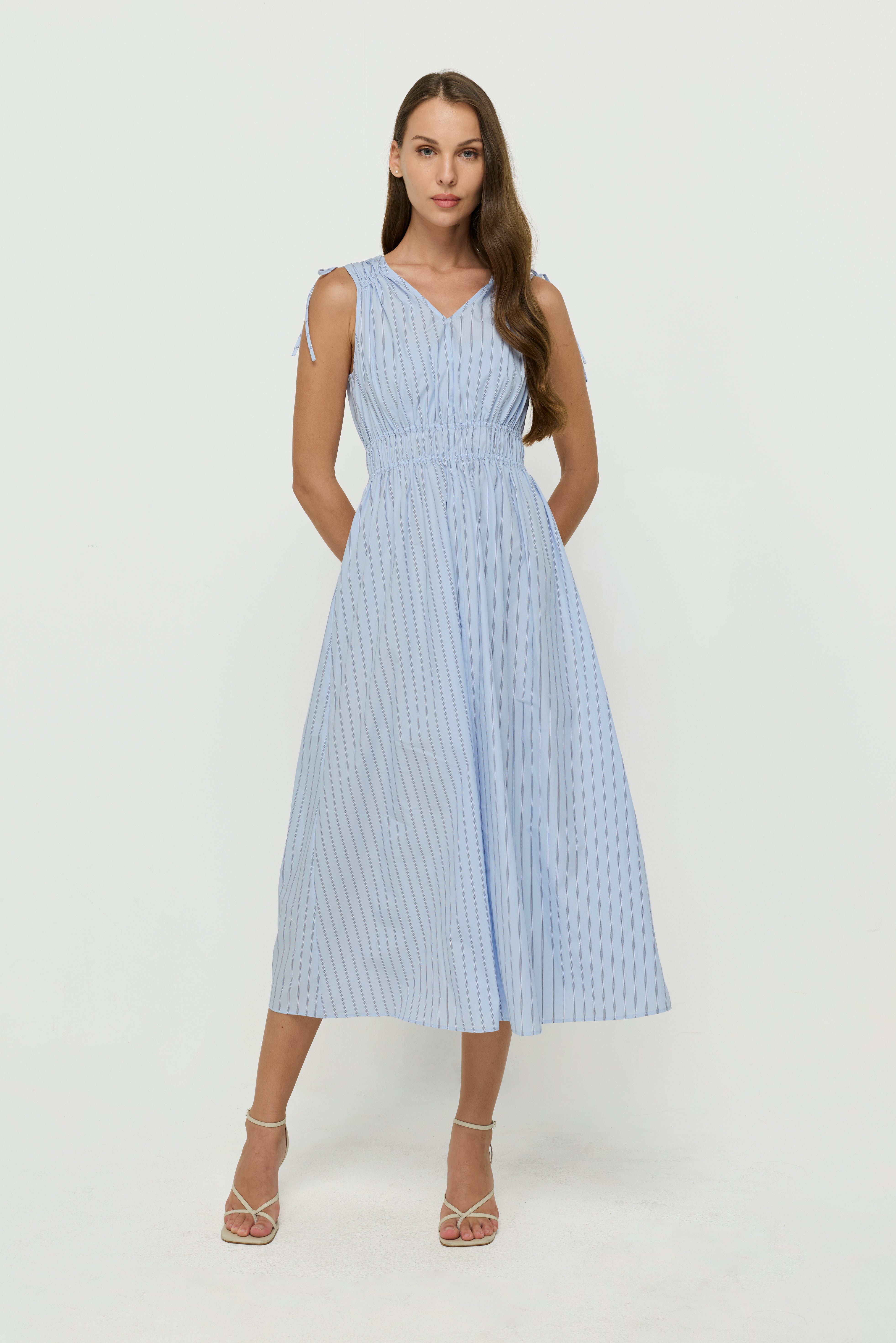 SLEEVE PLEATED LONG DRESSES