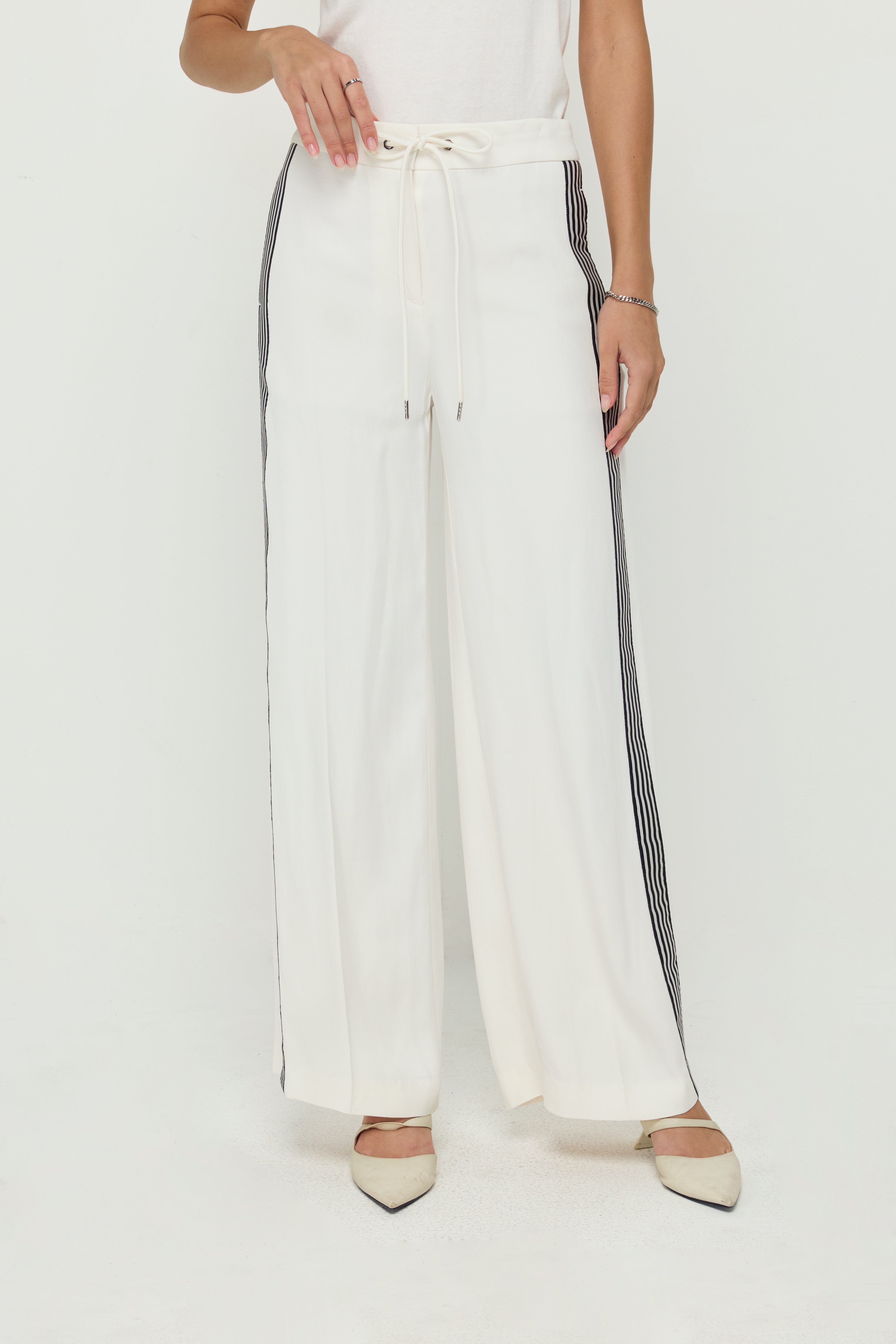 SIDE-STRIPE DRAWSTRING WIDE-LEG TROUSERS