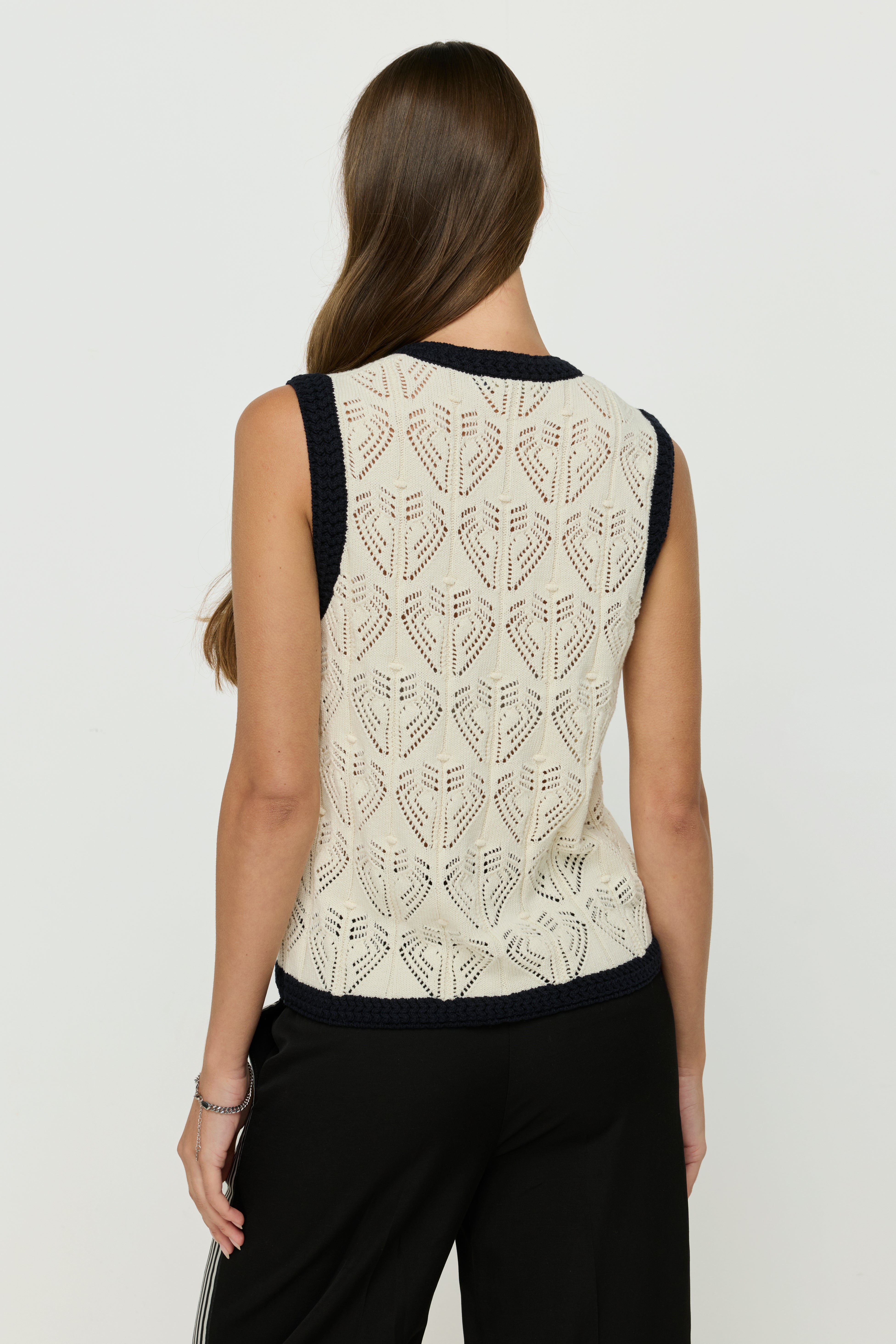 CONTRAST TRIM CROCHET KNIT VEST TOP