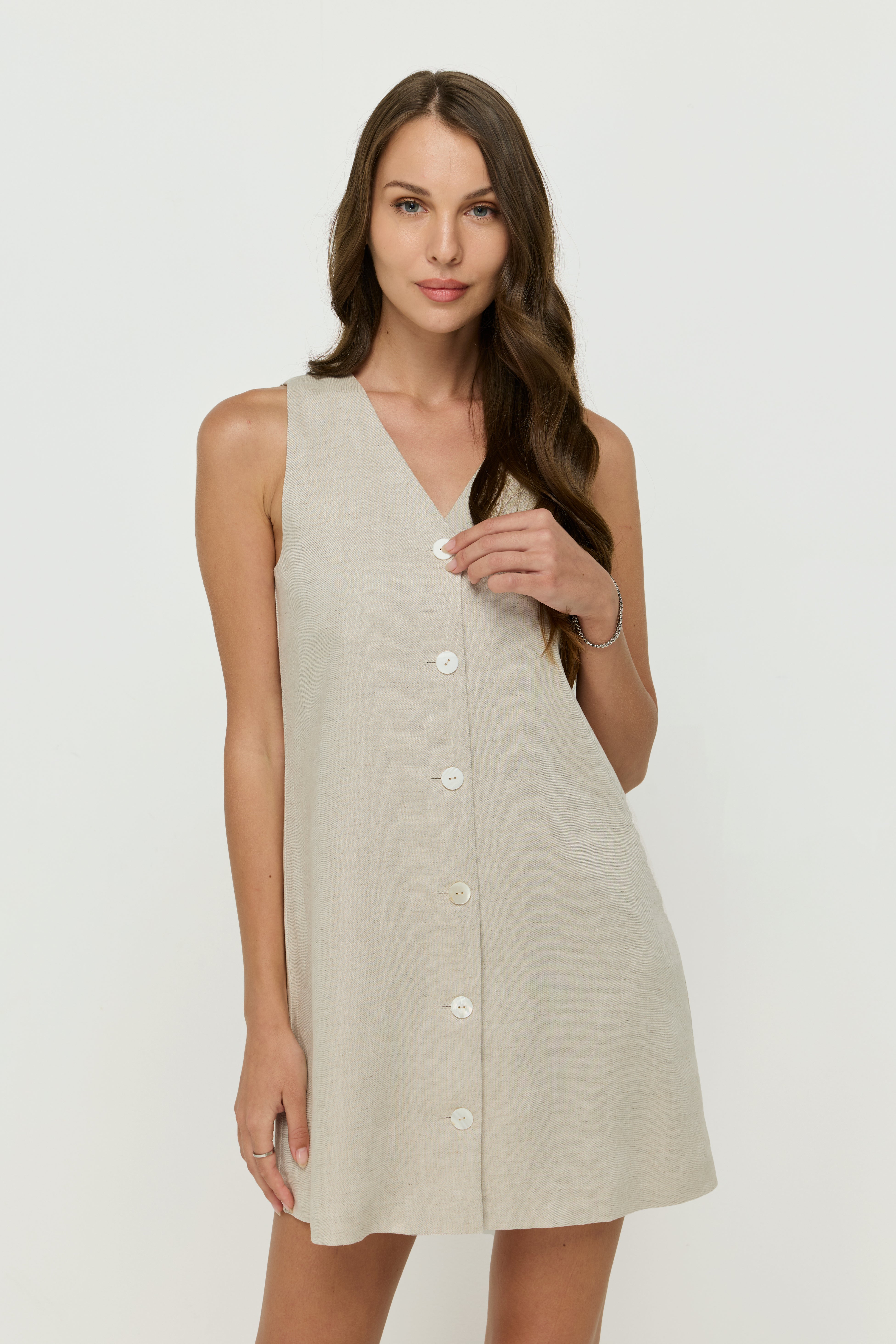 MINIMAL BUTTON-FRONT SLEEVELESS DRESS
