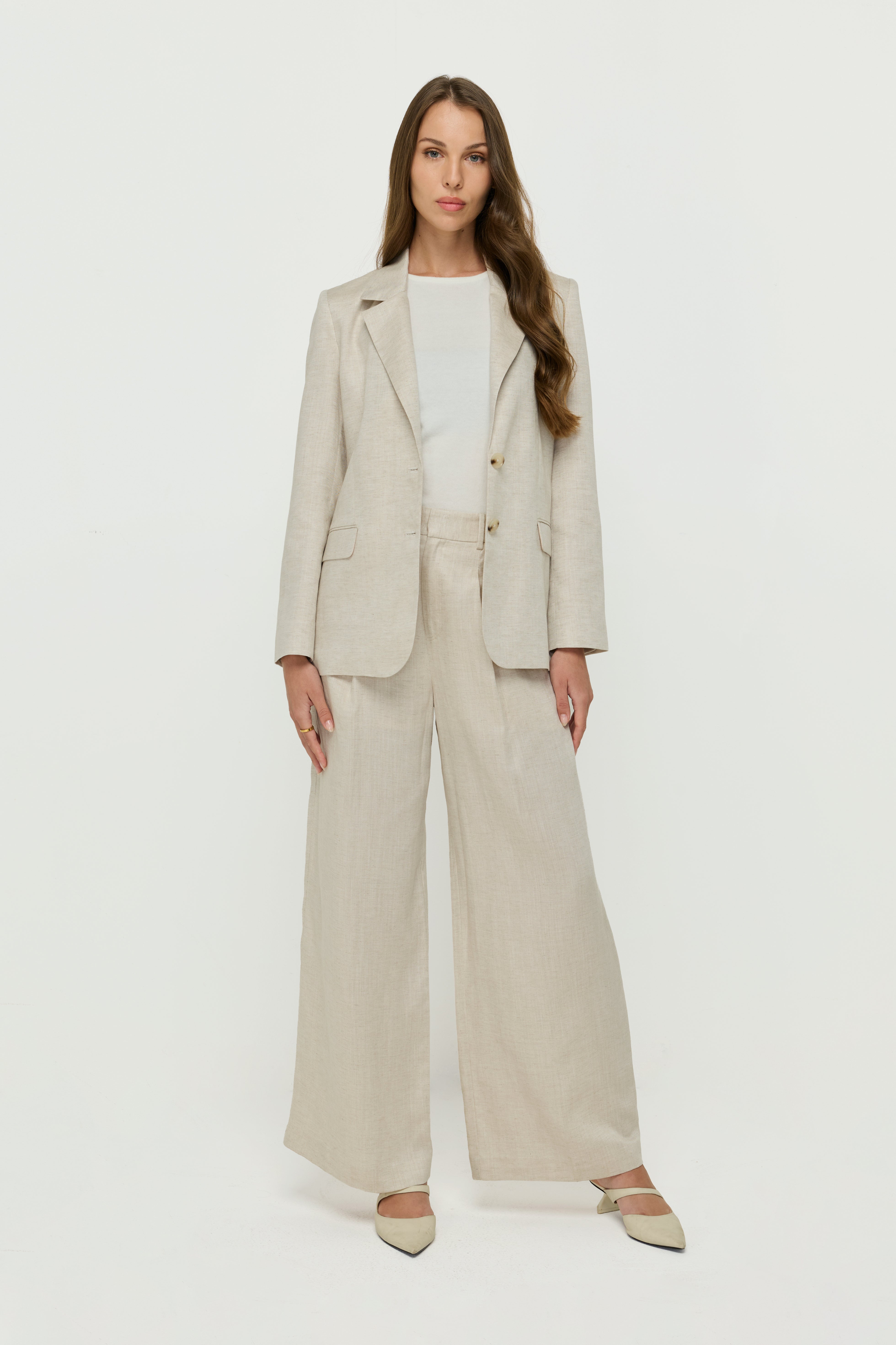 TAILORED LINEN-BLEND BLAZER