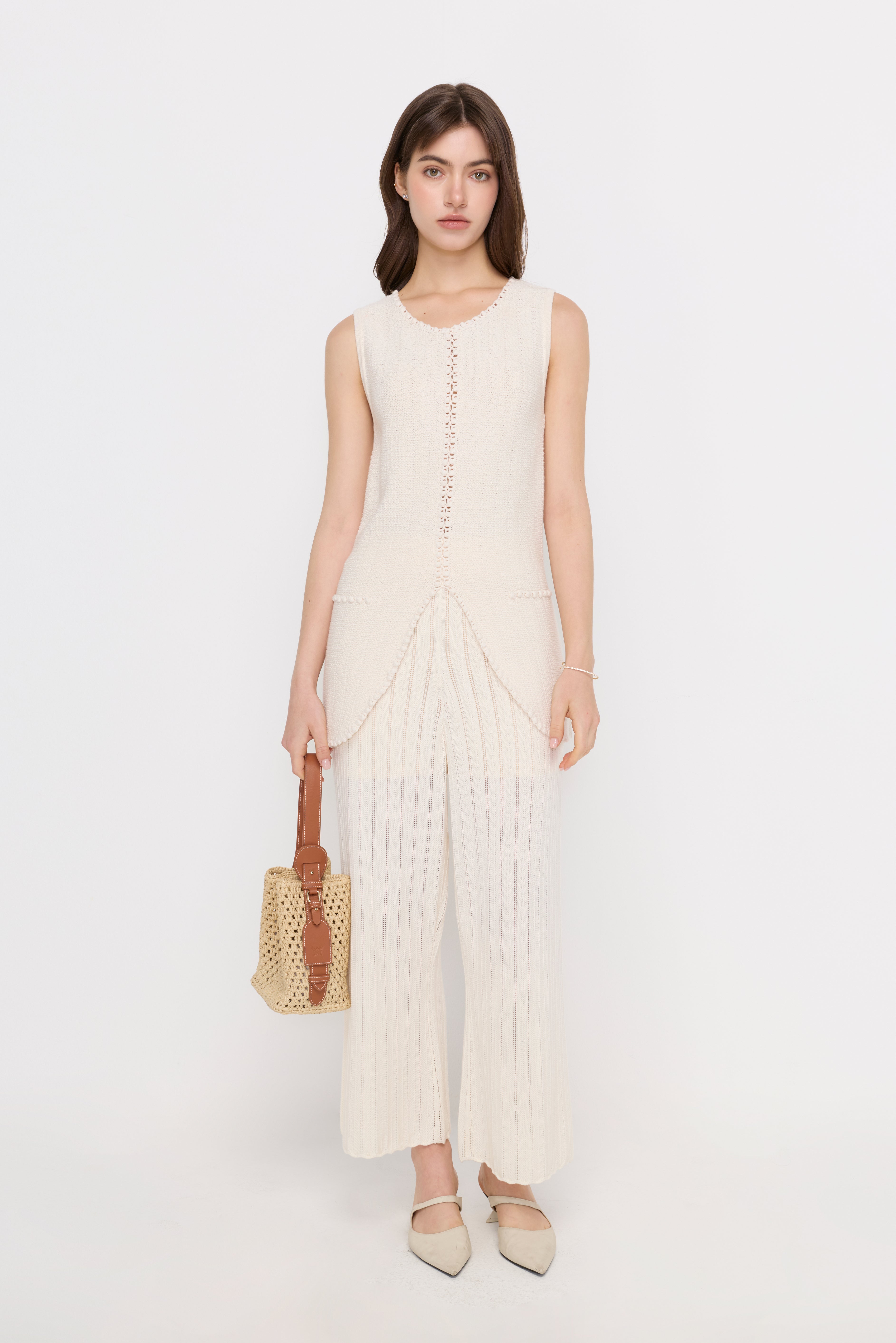 TEXTURED TRIM SLEEVELESS VEST TOP