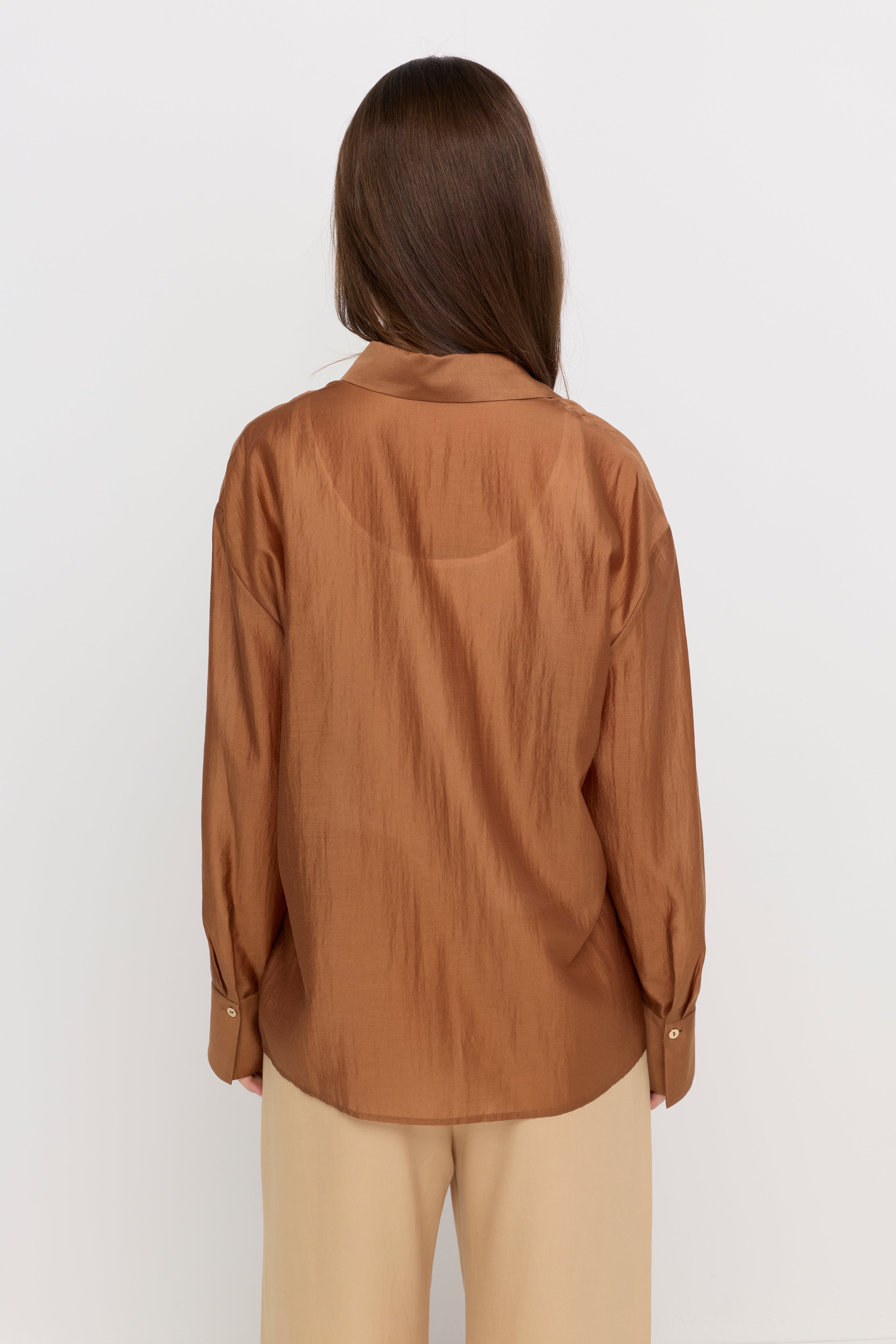 CLASSIC RELAXED FIT SHIRT