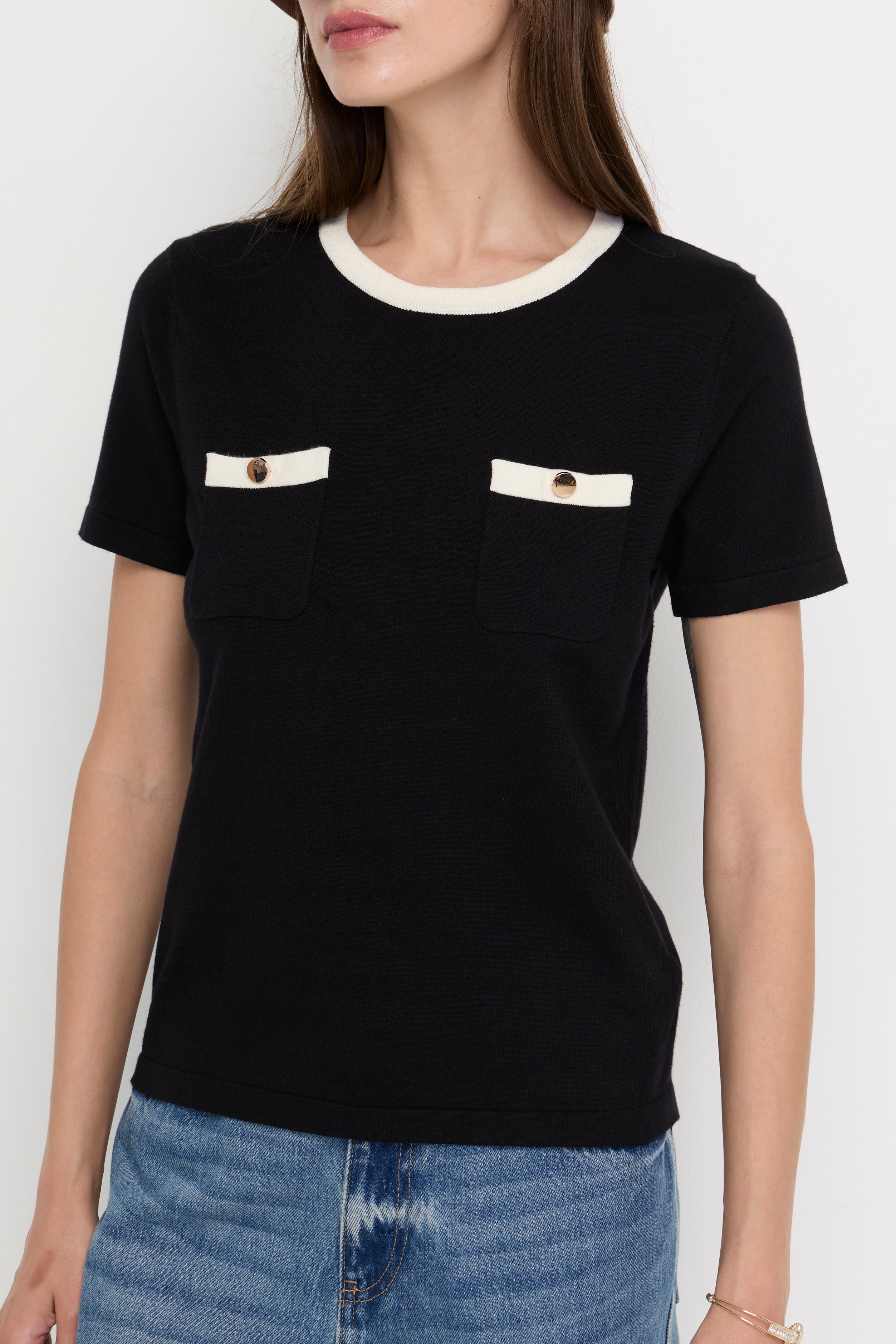 เสื้อยืดผ้าถักเจอร์ซีย์กระเป๋าหน้า 