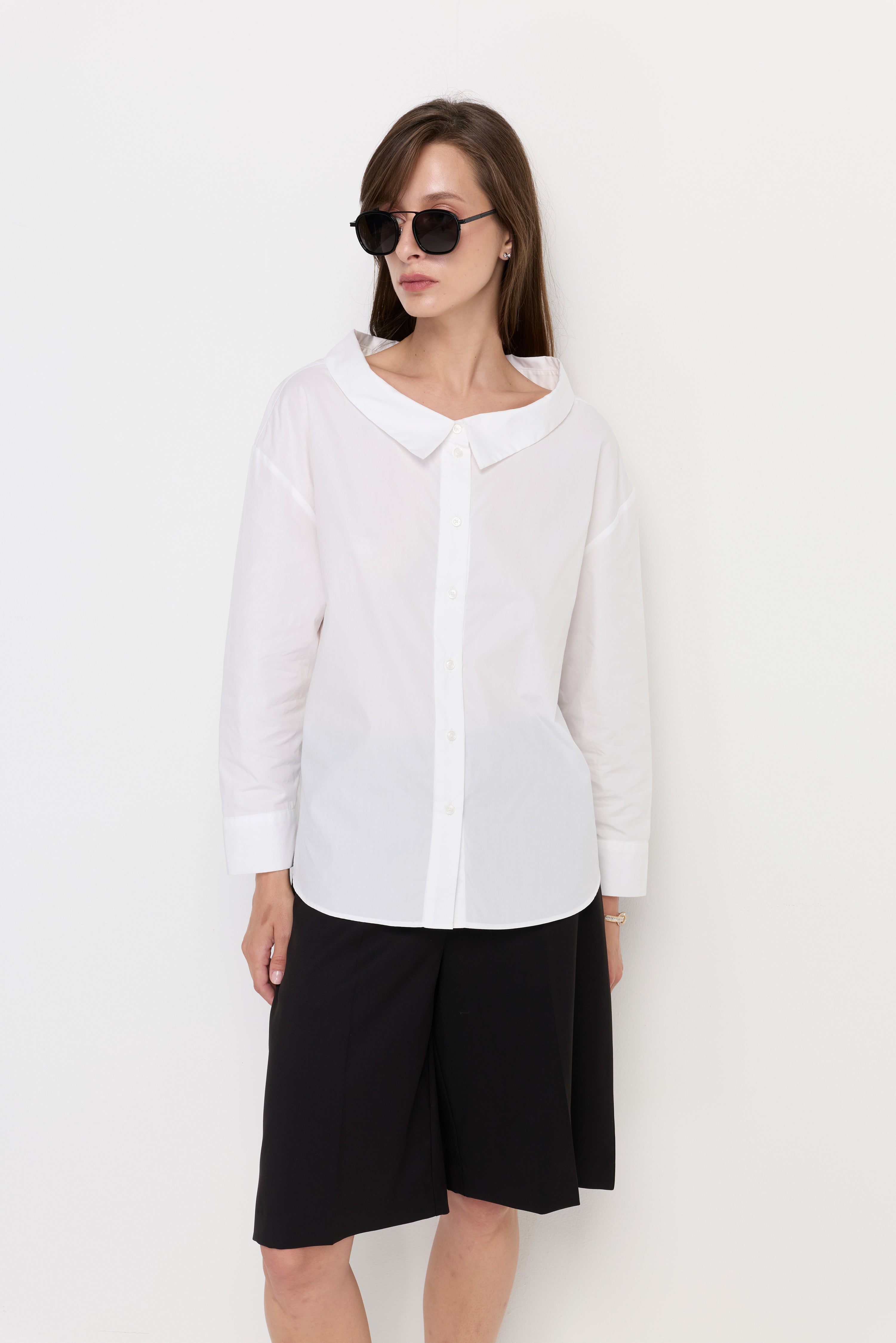 SOFT SCULPT OVERSIZED COLLAR SHIRT